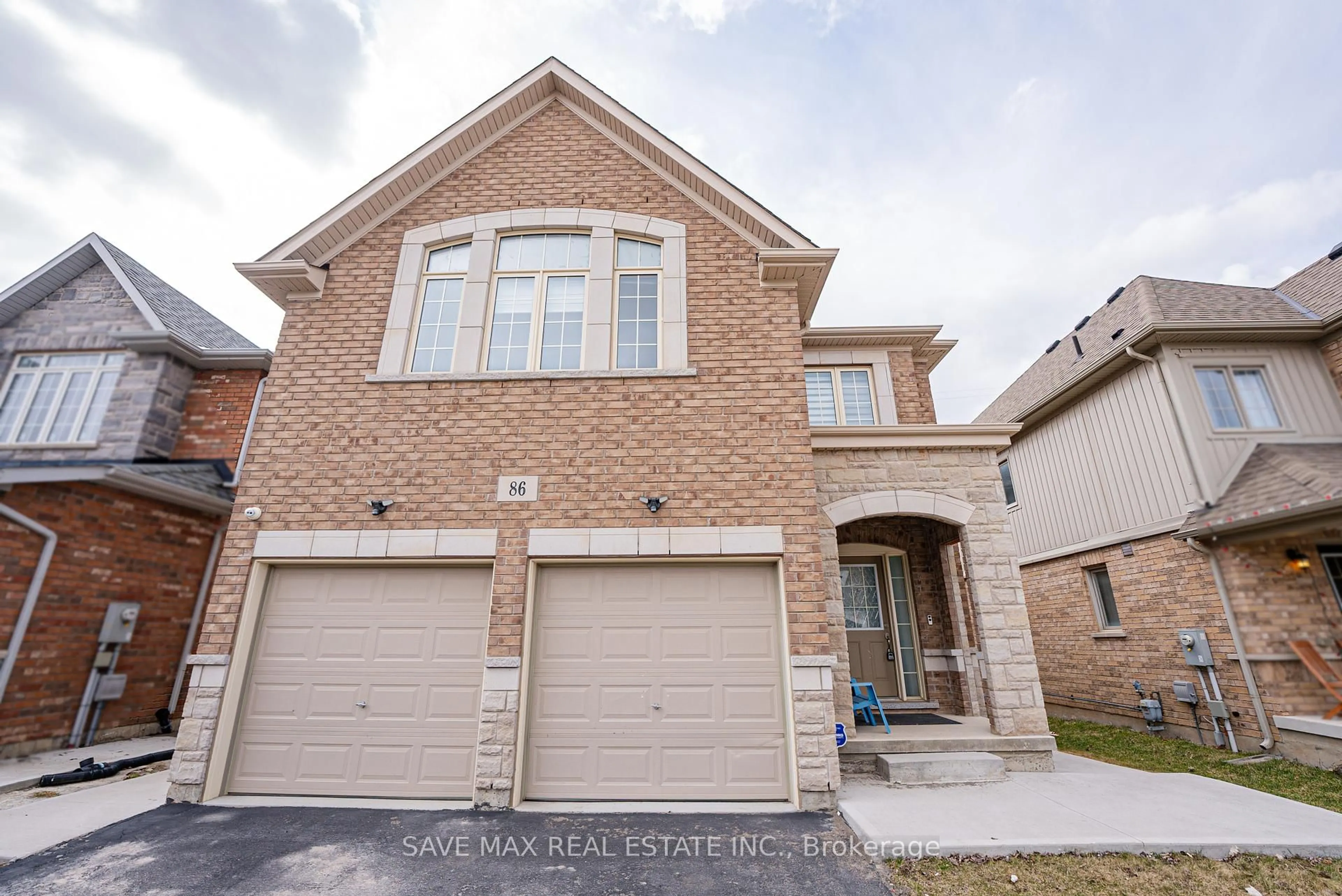Home with brick exterior material, street for 86 Sunset Way, Thorold Ontario L0S 1A0