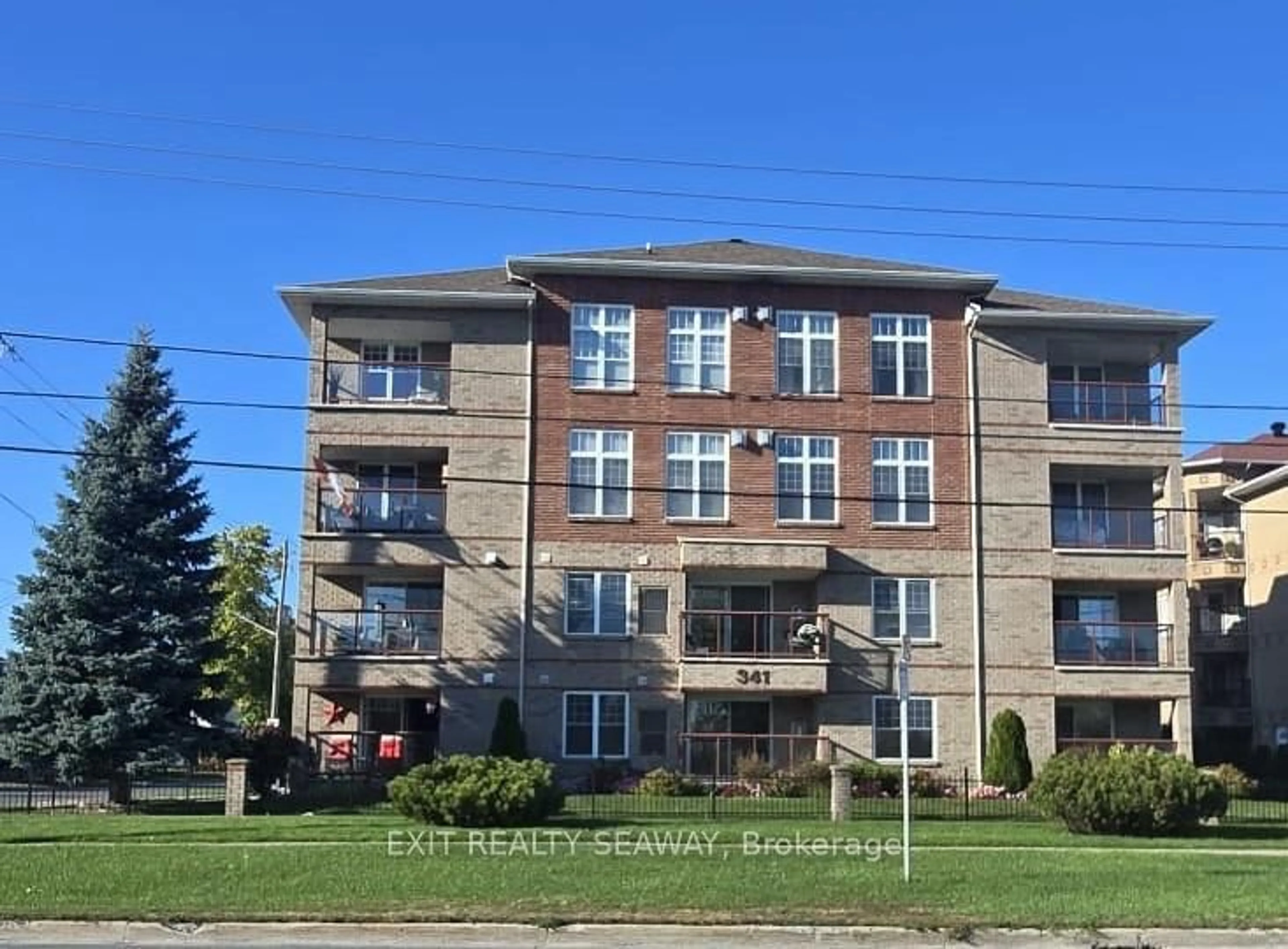 A pic from outside/outdoor area/front of a property/back of a property/a pic from drone, building for 341 Water St #201, Cornwall Ontario K6J 1A5