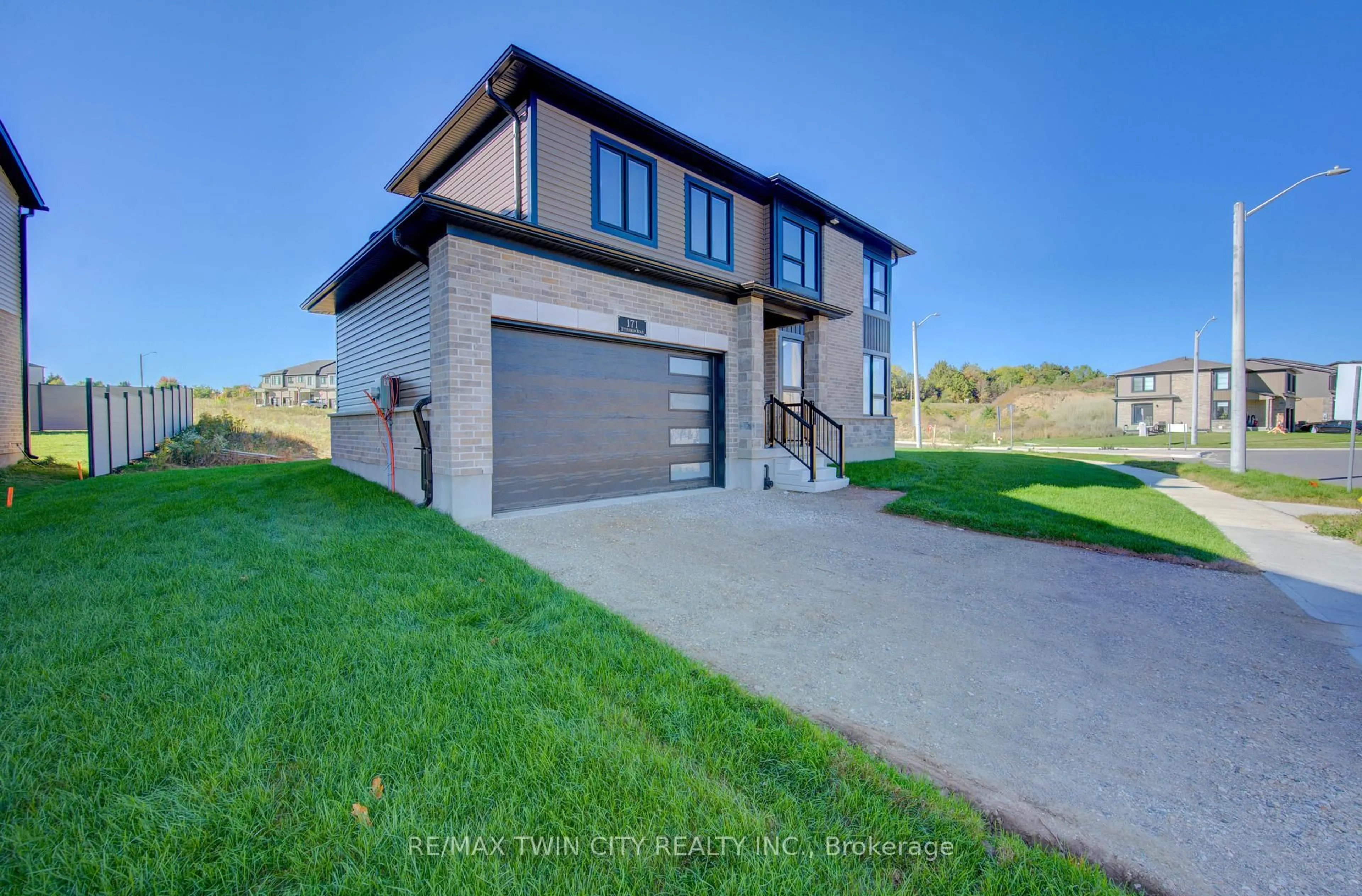 Unknown for 171 Otterbein Rd, Kitchener Ontario N2B 0A8