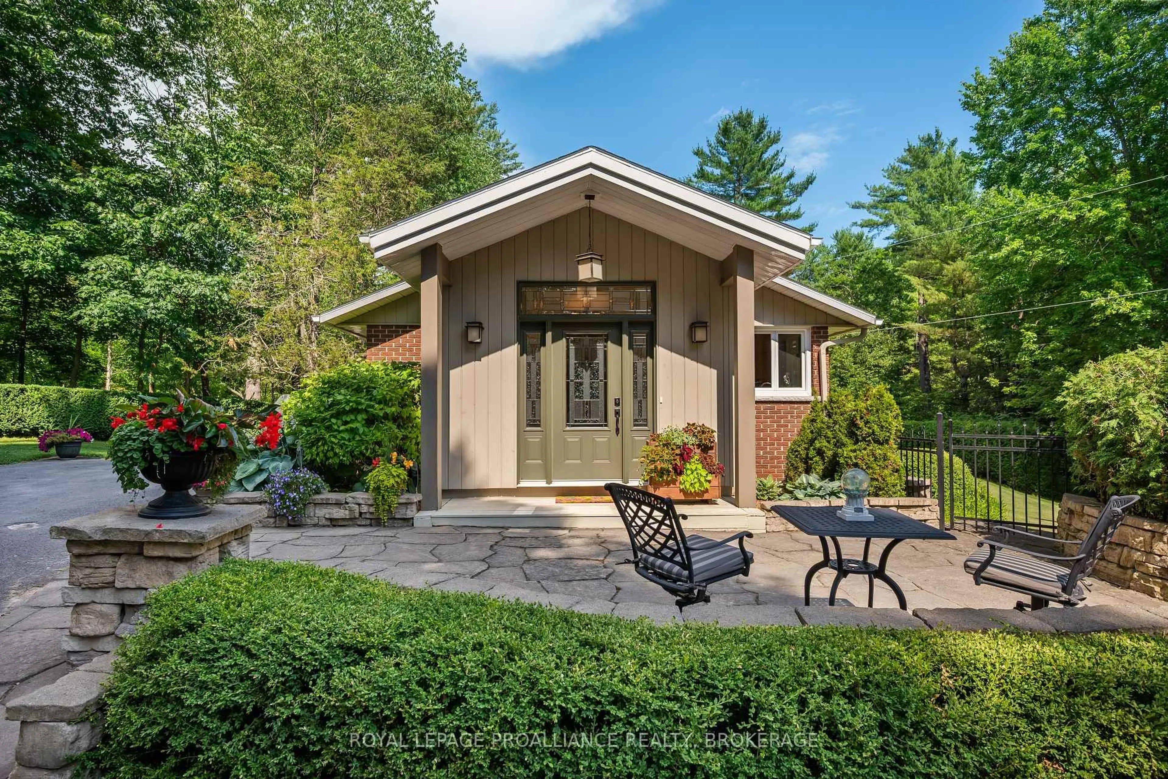 Unknown for 120 Cross Cemetery Rd, Leeds and the Thousand Islands Ontario K0E 1L0