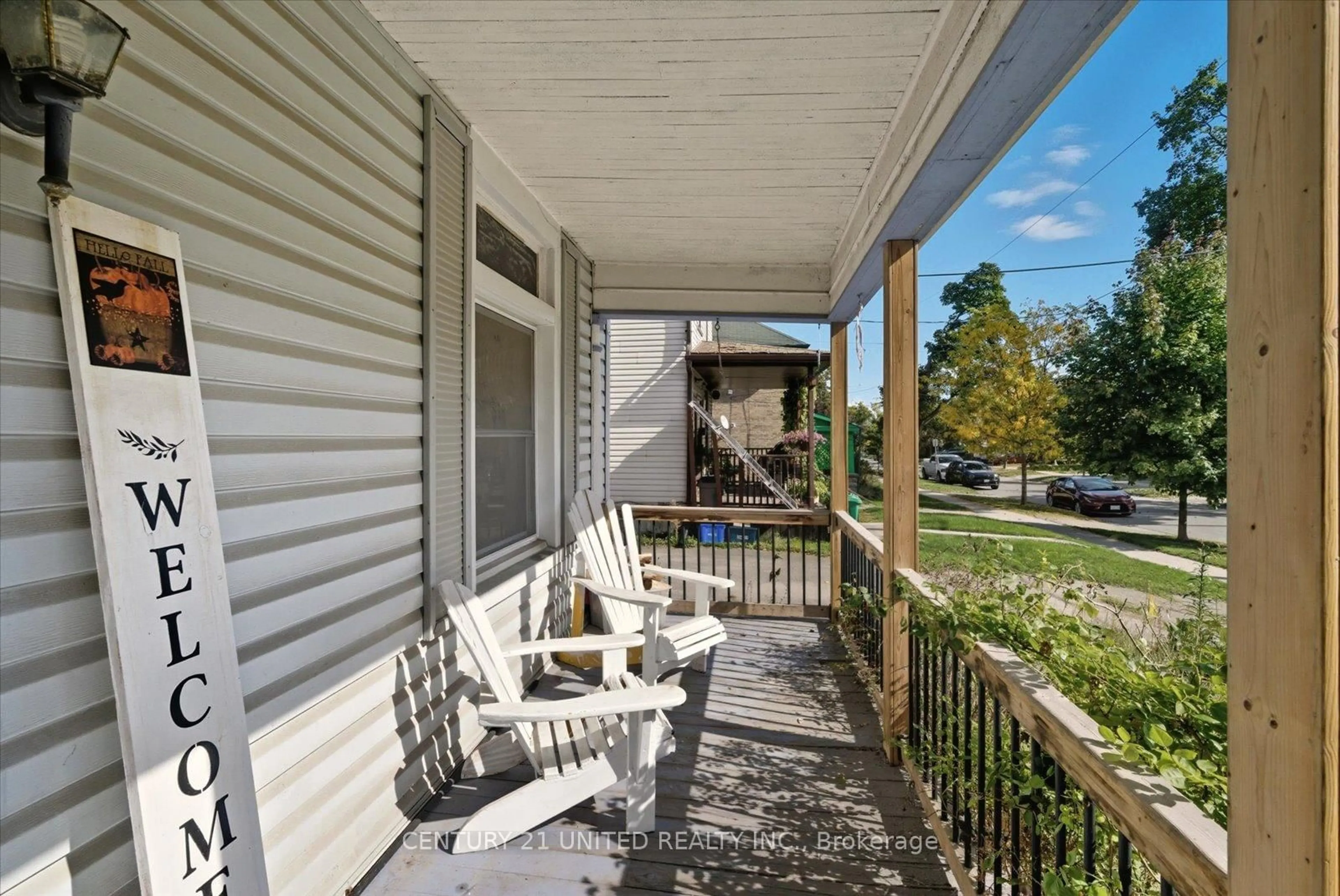 Patio, street for 536 Bolivar St, Peterborough Ontario K9J 4R8