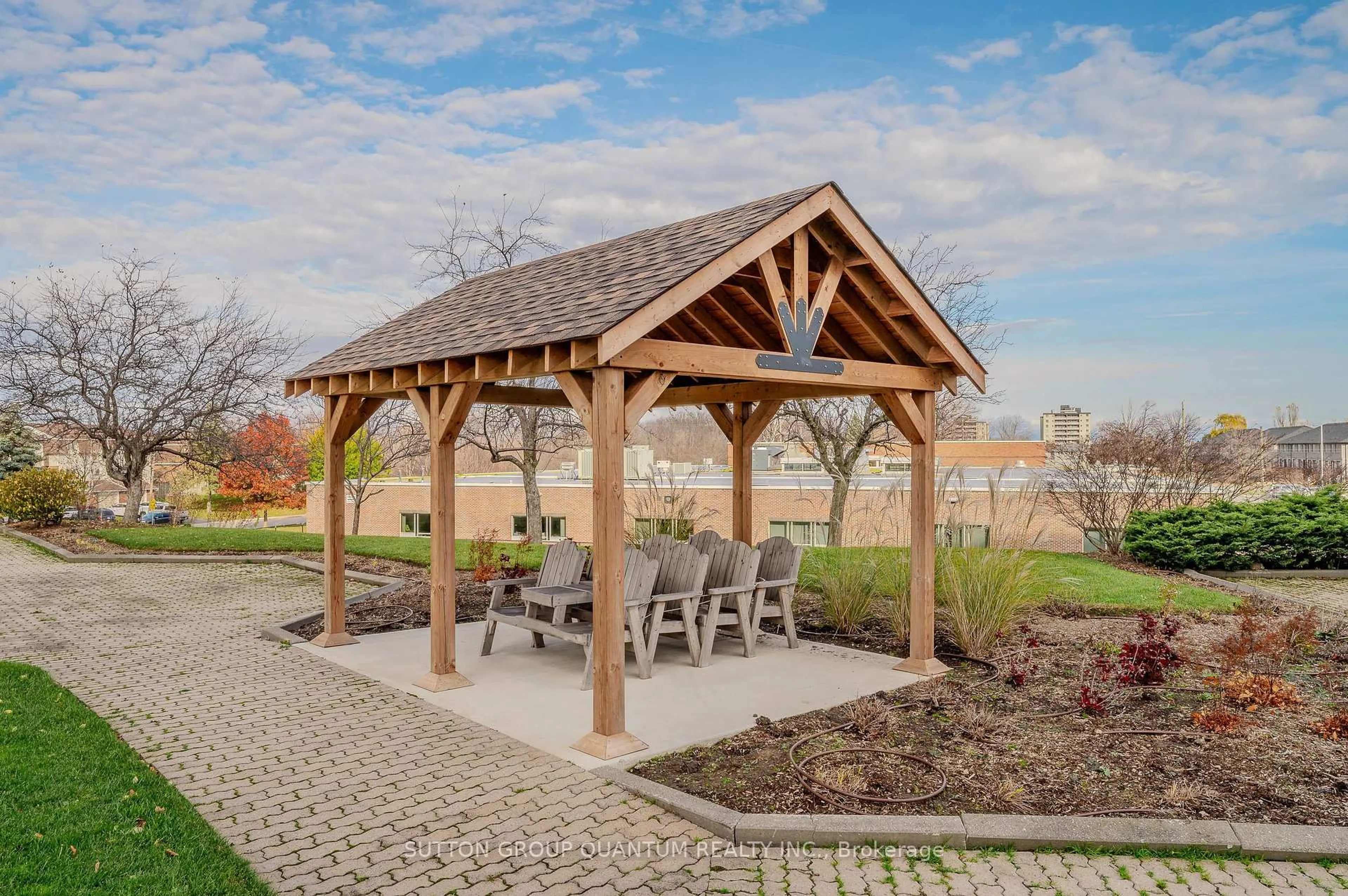 Patio, unknown for 30 Harrisford St #104, Hamilton Ontario L8K 6M9