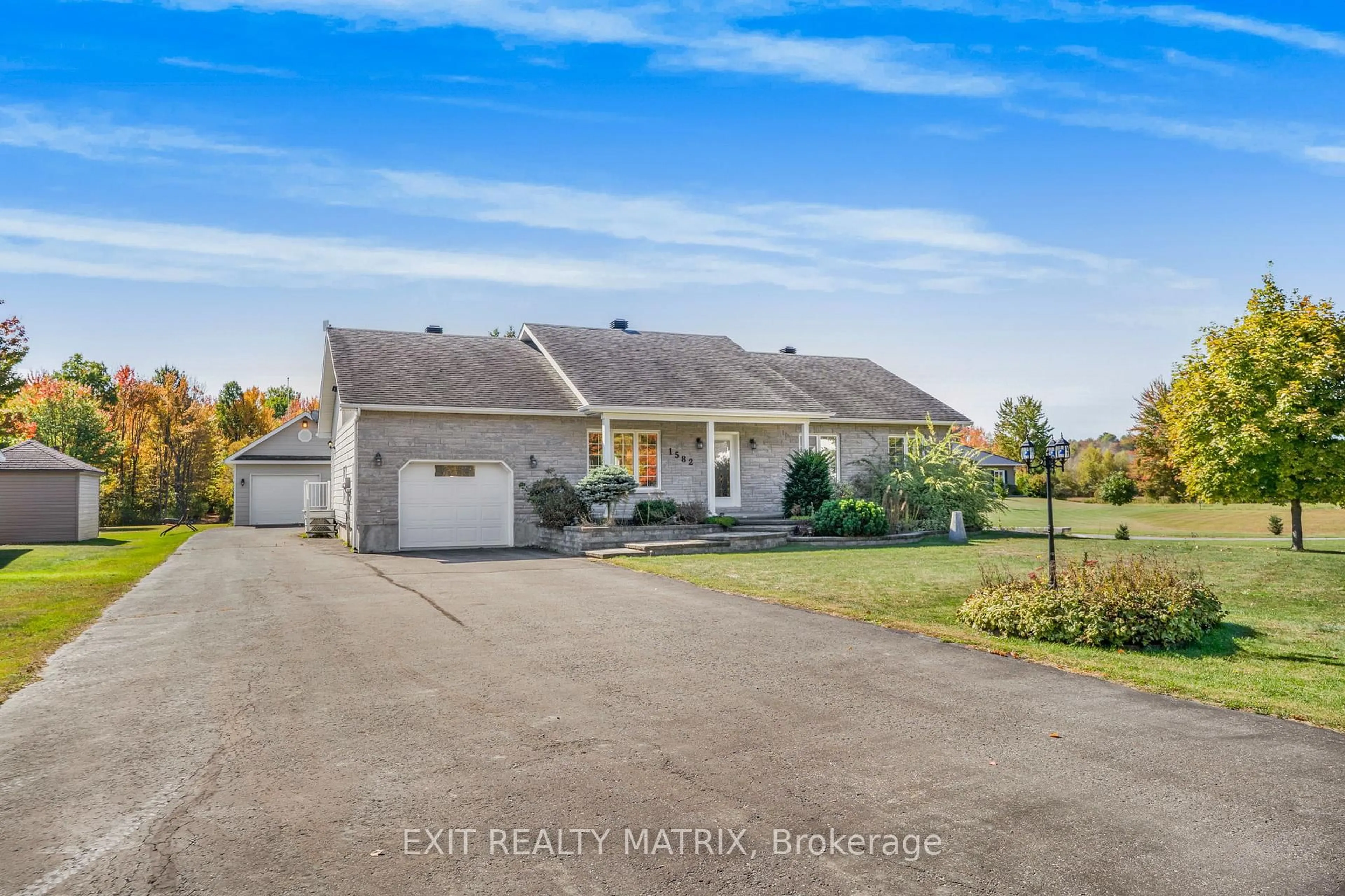 A pic from outside/outdoor area/front of a property/back of a property/a pic from drone, street for 1582 Sandy Hill Rd, Champlain Ontario K6A 2R2