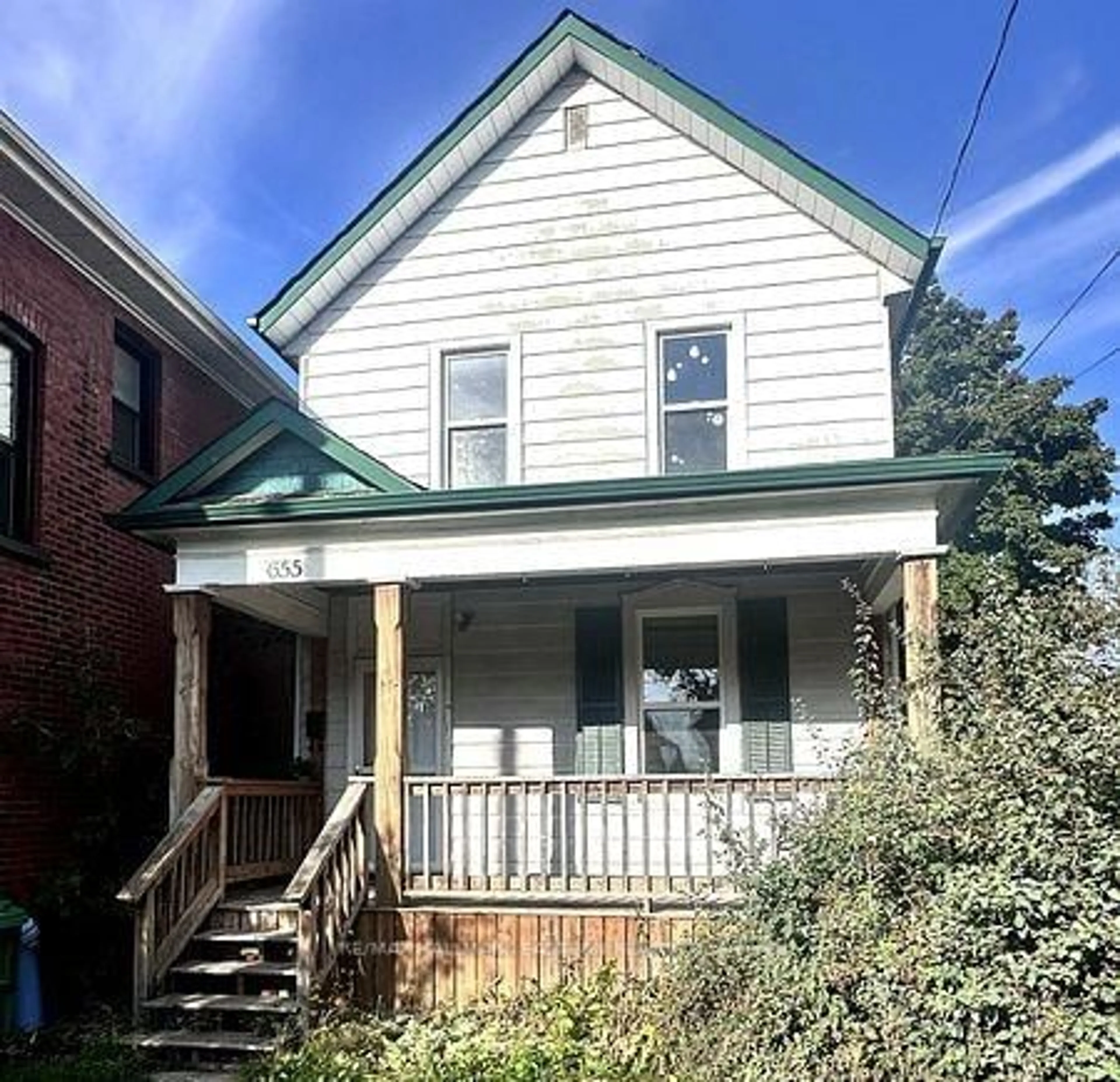 Unknown for 655 George St, Peterborough Ontario K9H 3S7