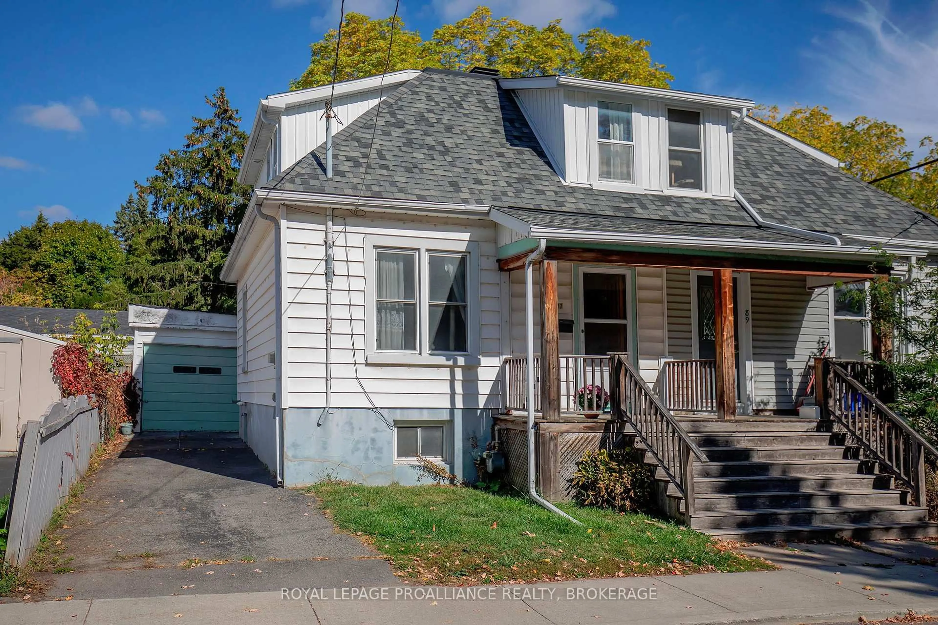 Home with vinyl exterior material, street for 91 Hamilton St, Kingston Ontario K7K 1P3