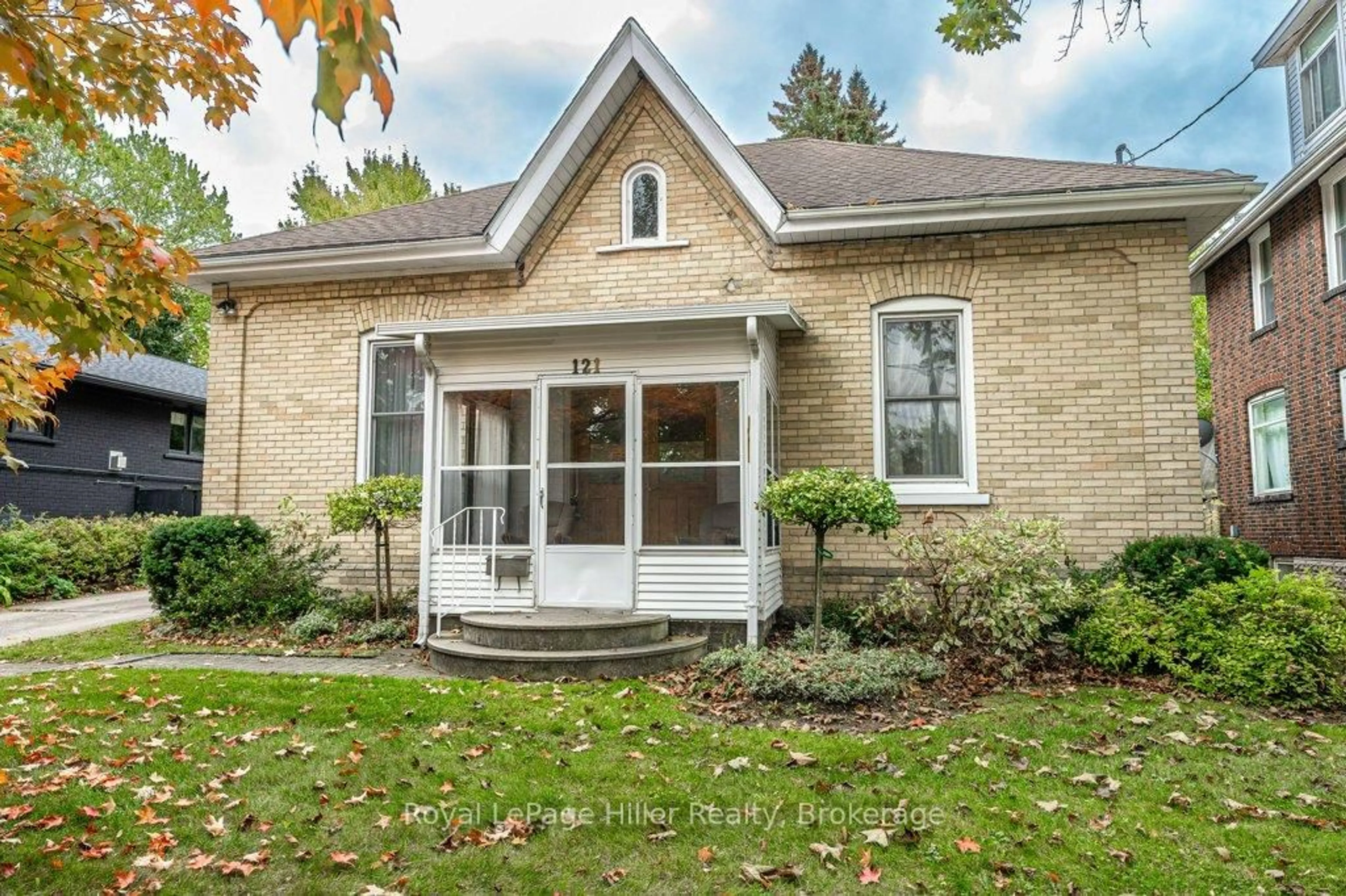 Home with brick exterior material, street for 121 Water St, Stratford Ontario N5A 3C3