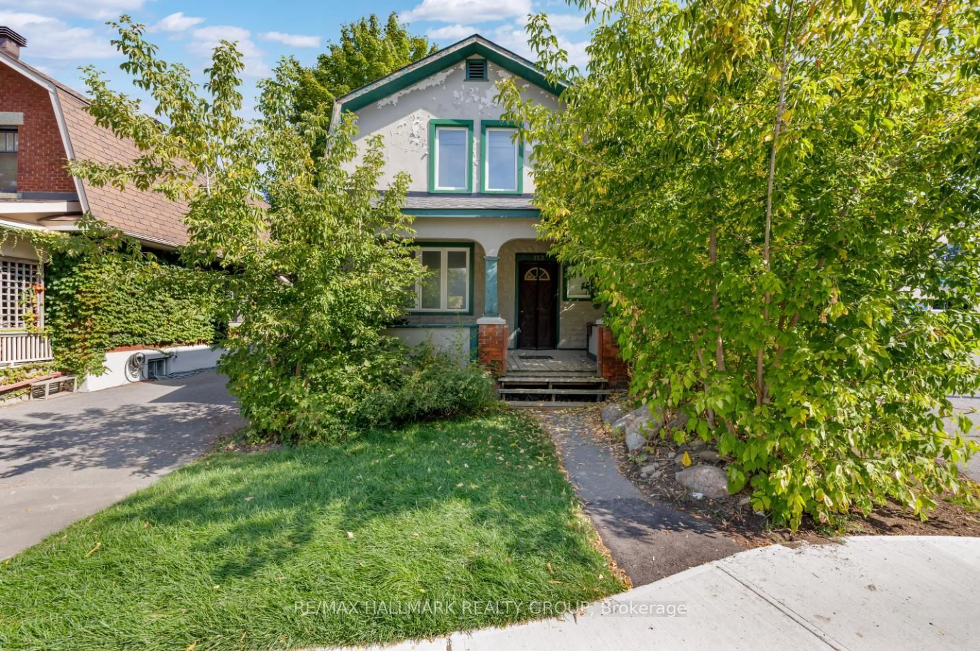 Home with brick exterior material, street for 153 Huron Ave, Ottawa Ontario K1Y 0W3