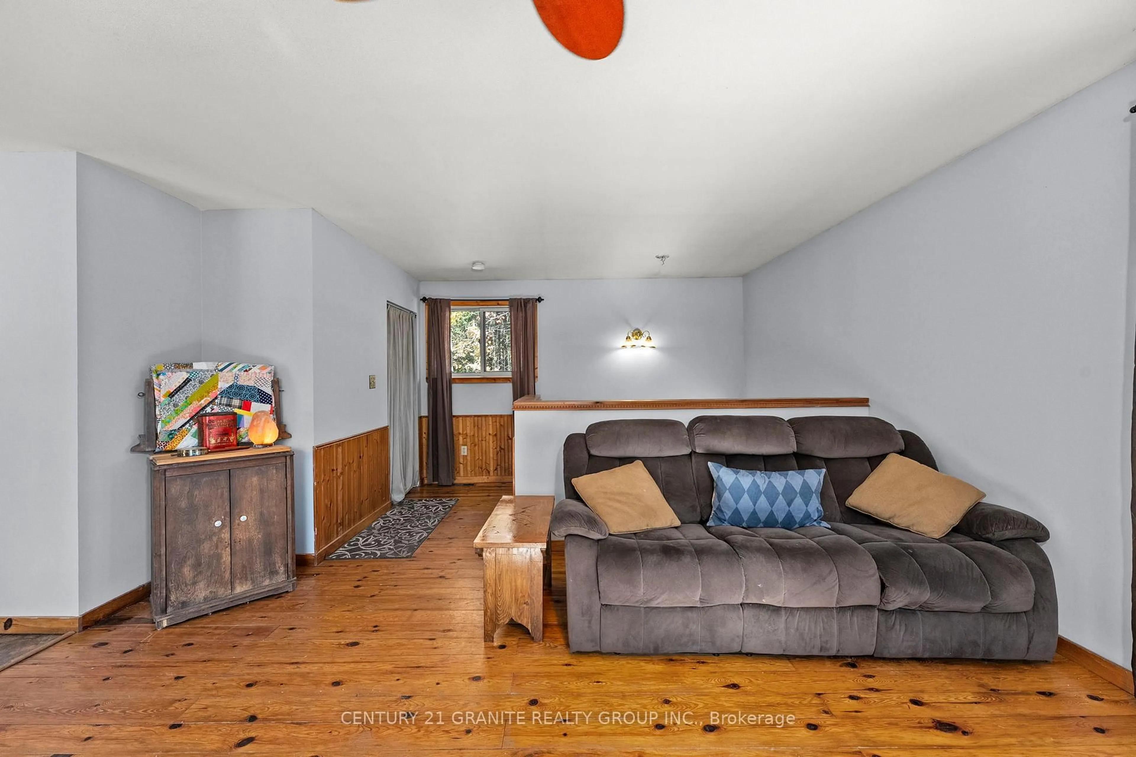 Living room with furniture, unknown for 31813 Highway 62 North, Maynooth Ontario K0L 2S0