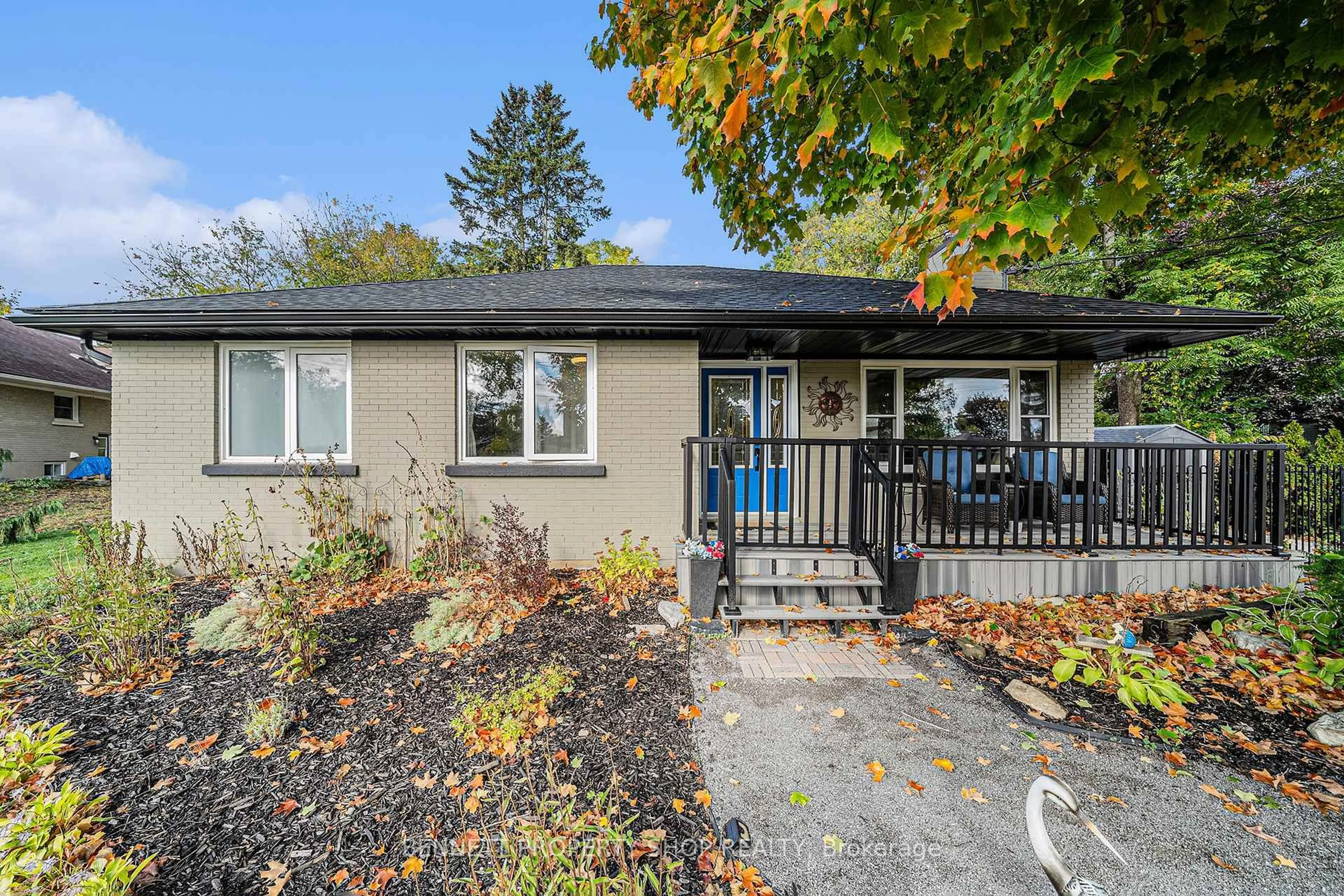 Unknown for 1109 Edward St, Manotick Ontario K4M 1G8