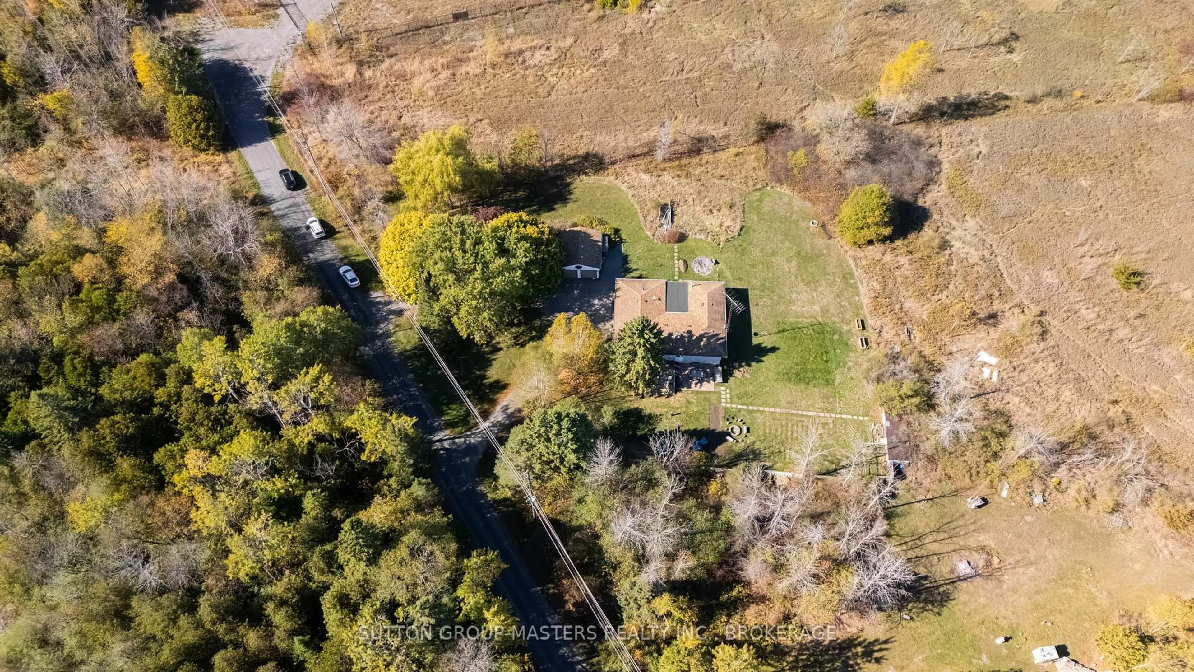 A pic from outside/outdoor area/front of a property/back of a property/a pic from drone, building for 3580 Drake Rd, Kingston Ontario K7P 0N7