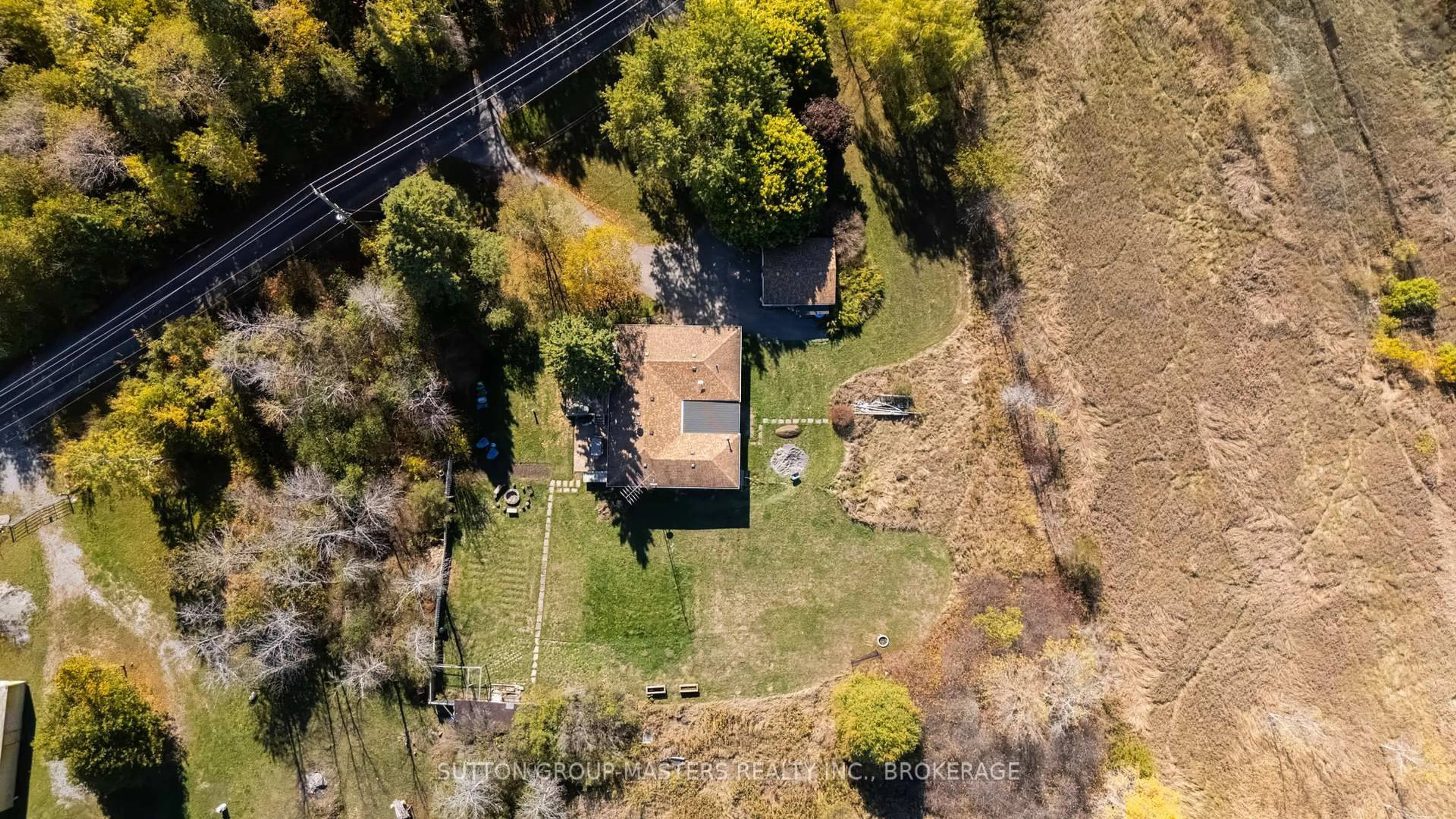 A pic from outside/outdoor area/front of a property/back of a property/a pic from drone, street for 3580 Drake Rd, Kingston Ontario K7P 0N7