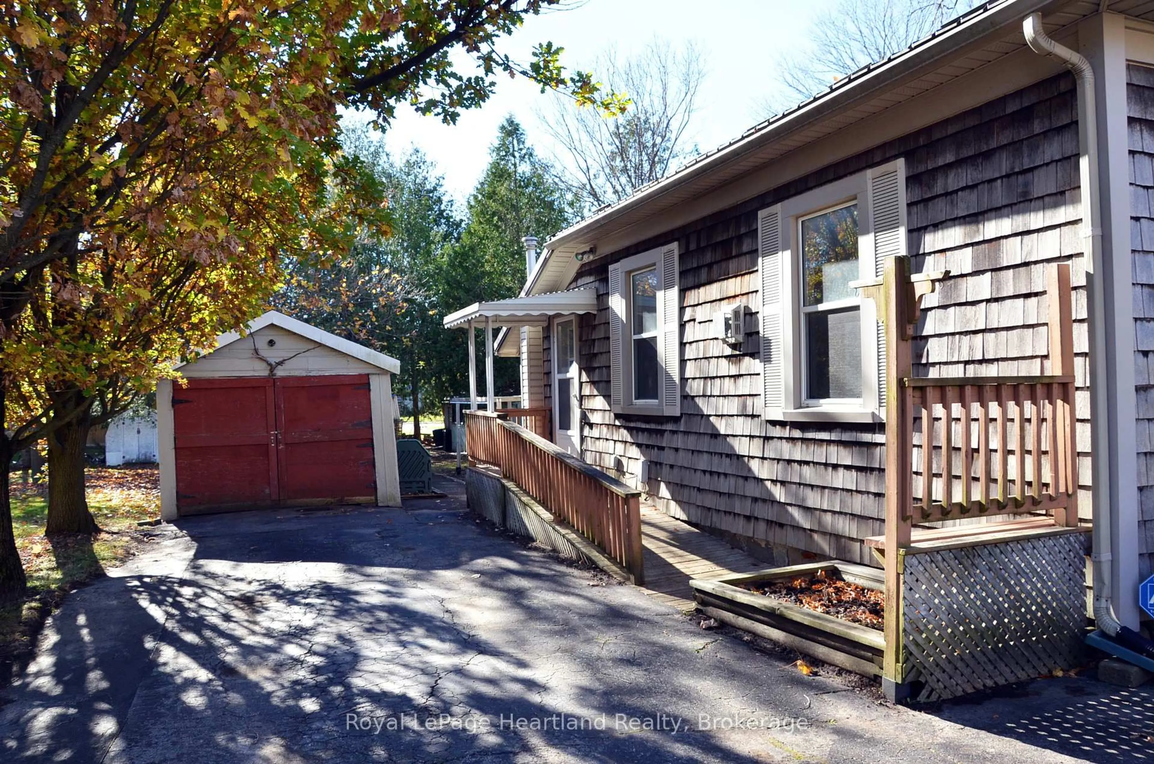 Home with vinyl exterior material, street for 122 MARY STREET, Central Huron Ontario N0M 1L0