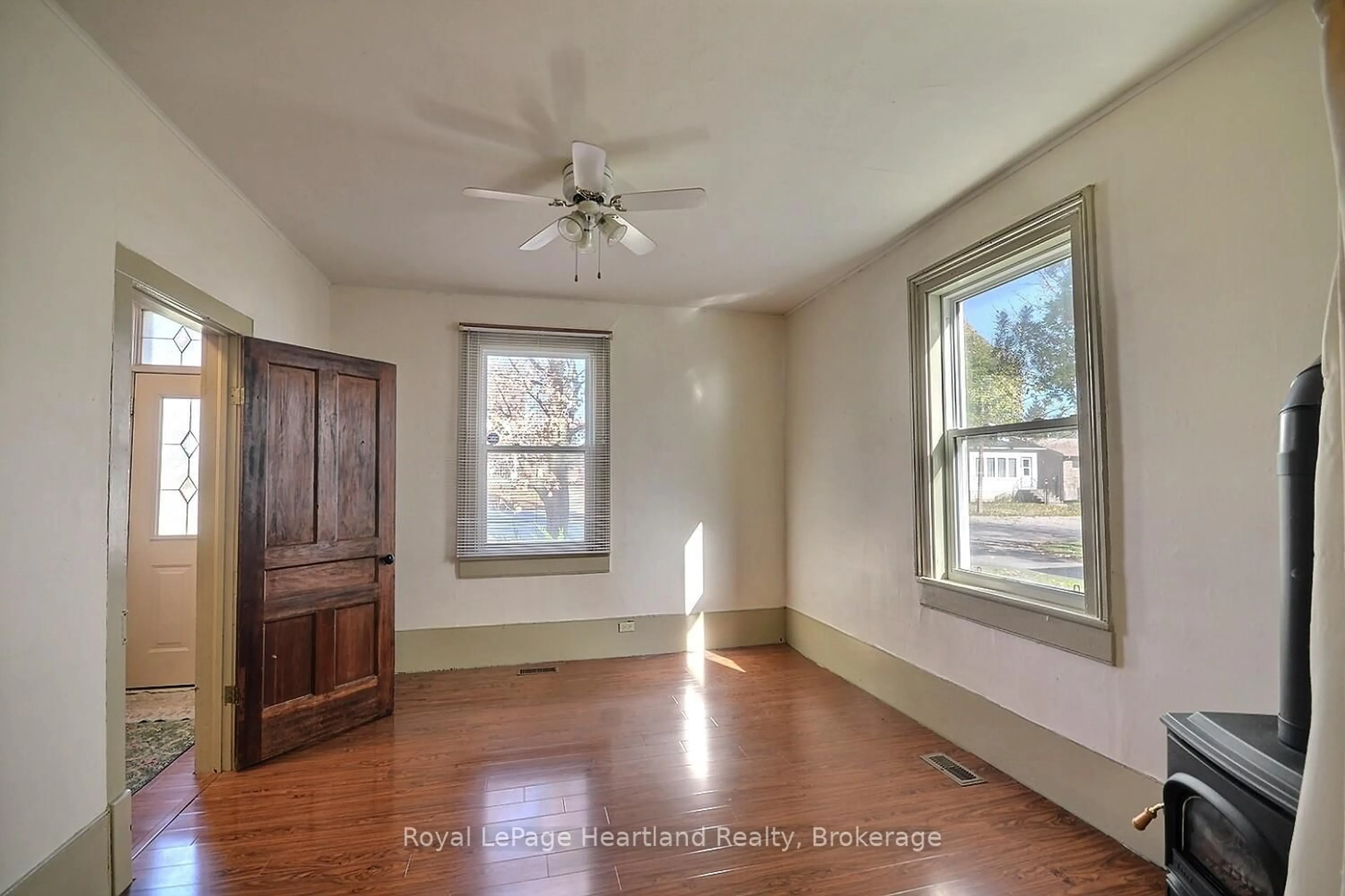 A pic of a room for 122 MARY STREET, Central Huron Ontario N0M 1L0
