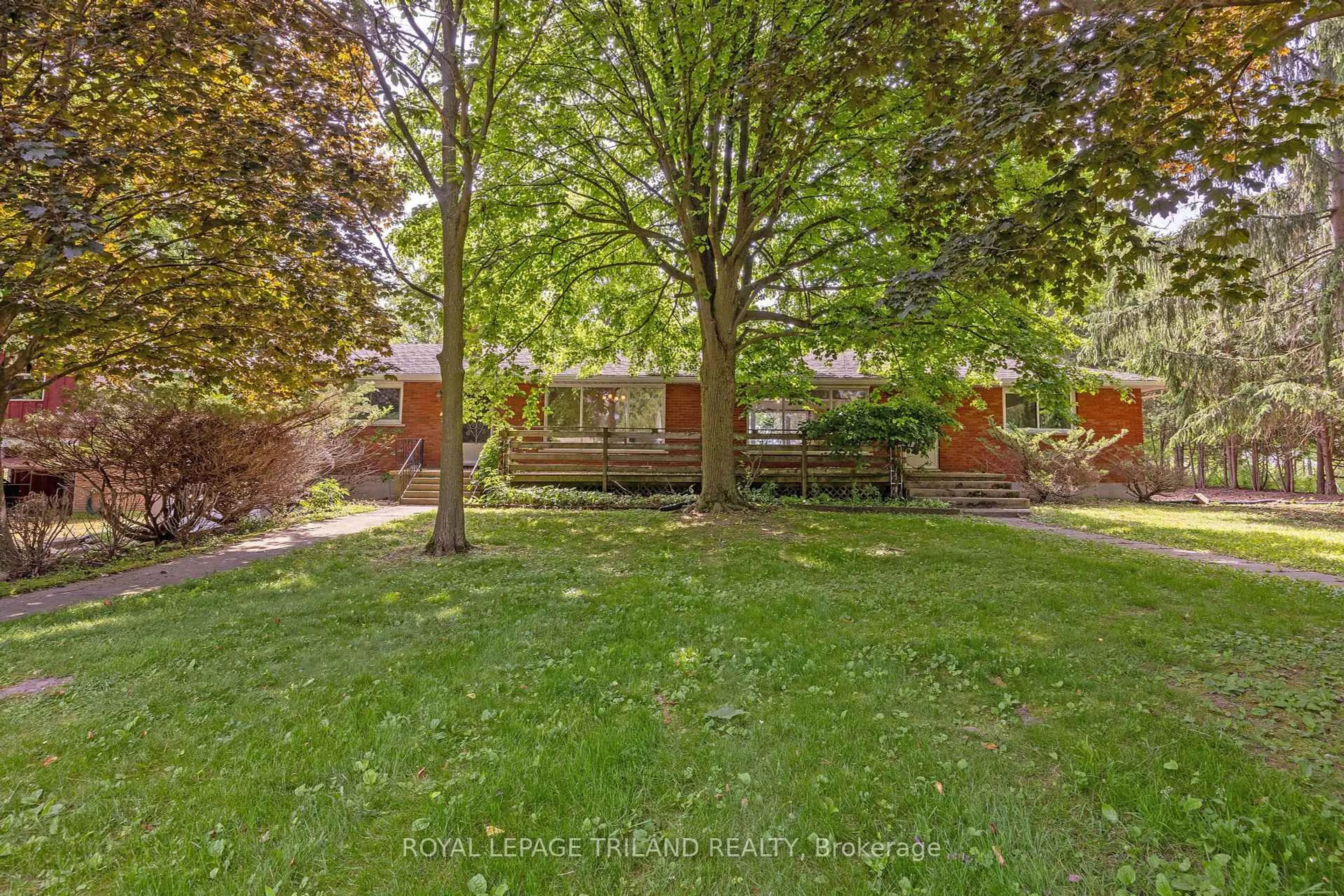 A pic from outside/outdoor area/front of a property/back of a property/a pic from drone, street for 39339 Bush Line, St. Thomas Ontario N5P 3S9