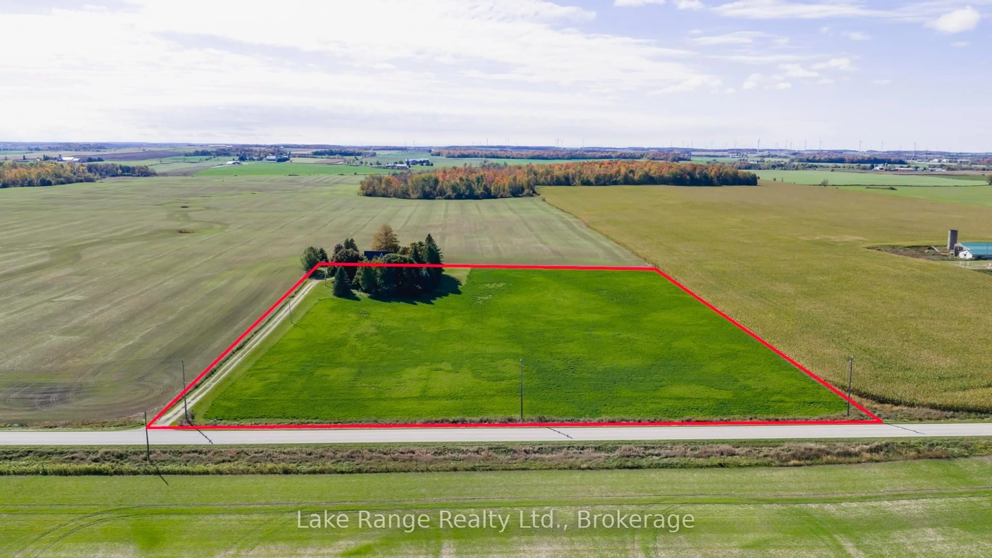 A pic from outside/outdoor area/front of a property/back of a property/a pic from drone, water/lake/river/ocean view for 1153 Kairshea Ave, Huron-Kinloss Ontario N0G 2B0