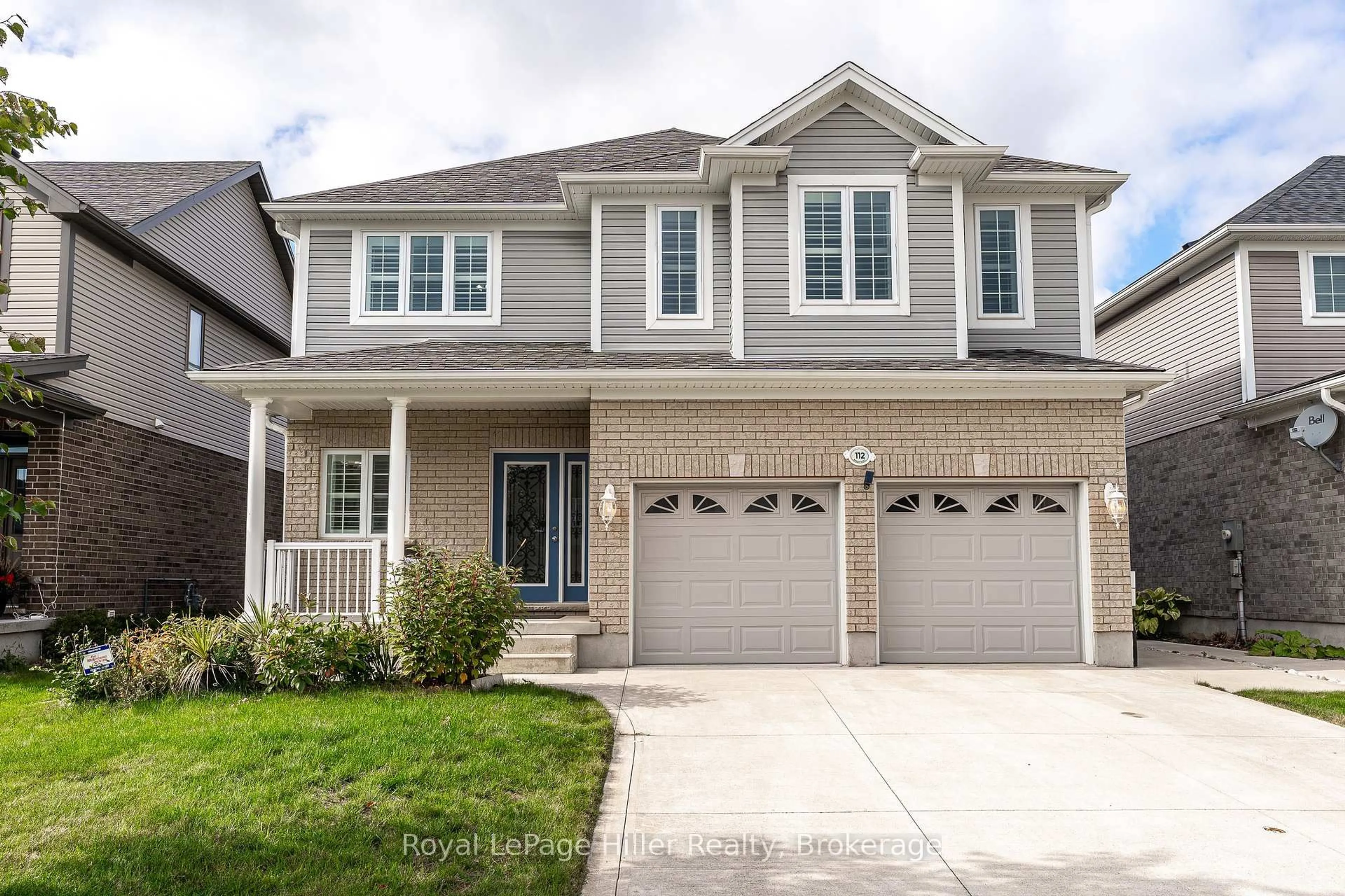 Home with vinyl exterior material, street for 112 Thomas St, Stratford Ontario N5A 0E8