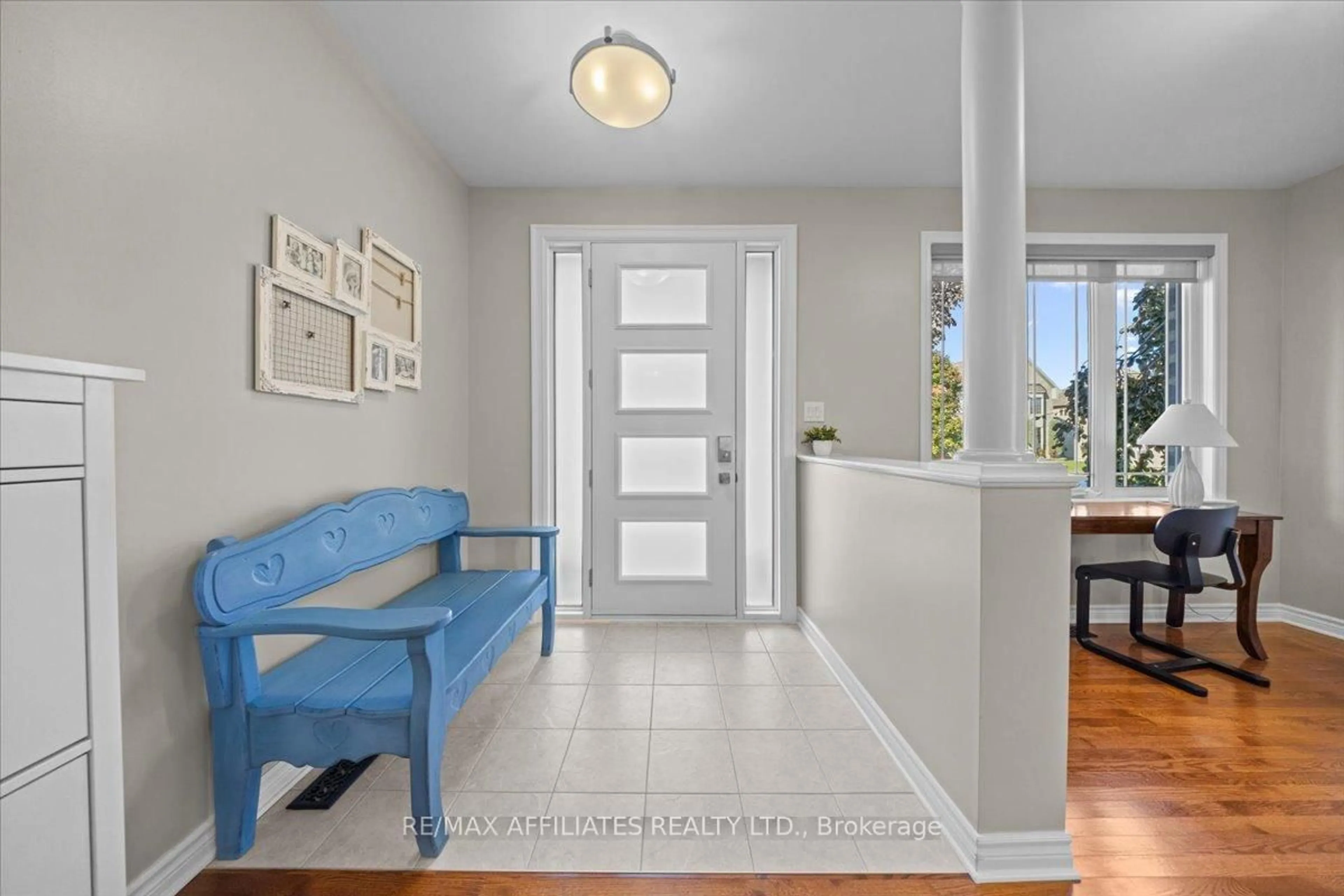 Indoor entryway for 125 Brunet St, The Nation Ontario K0A 2M0