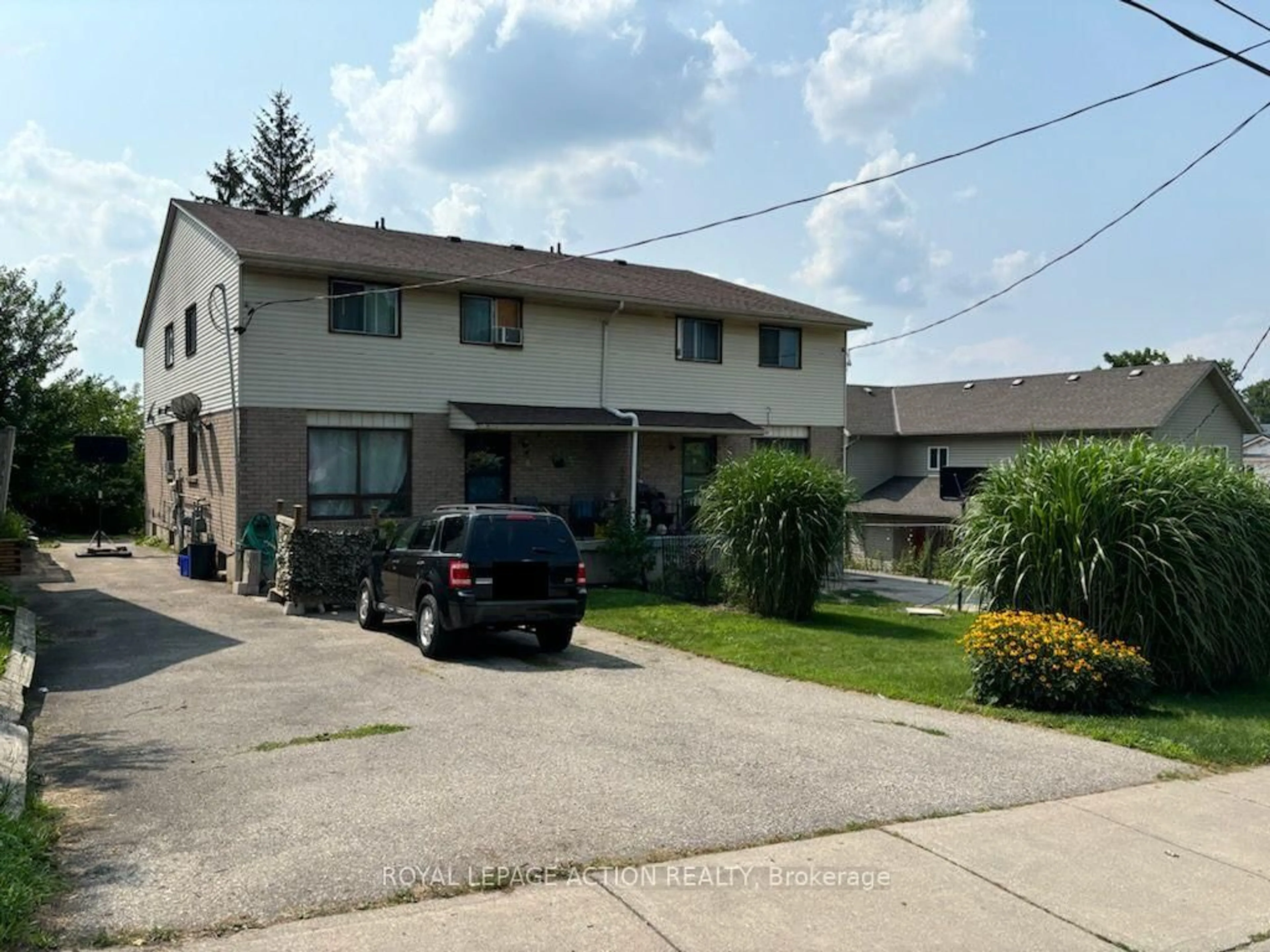 Unknown for 16-18 Puleston St, Brantford Ontario N3S 6P2