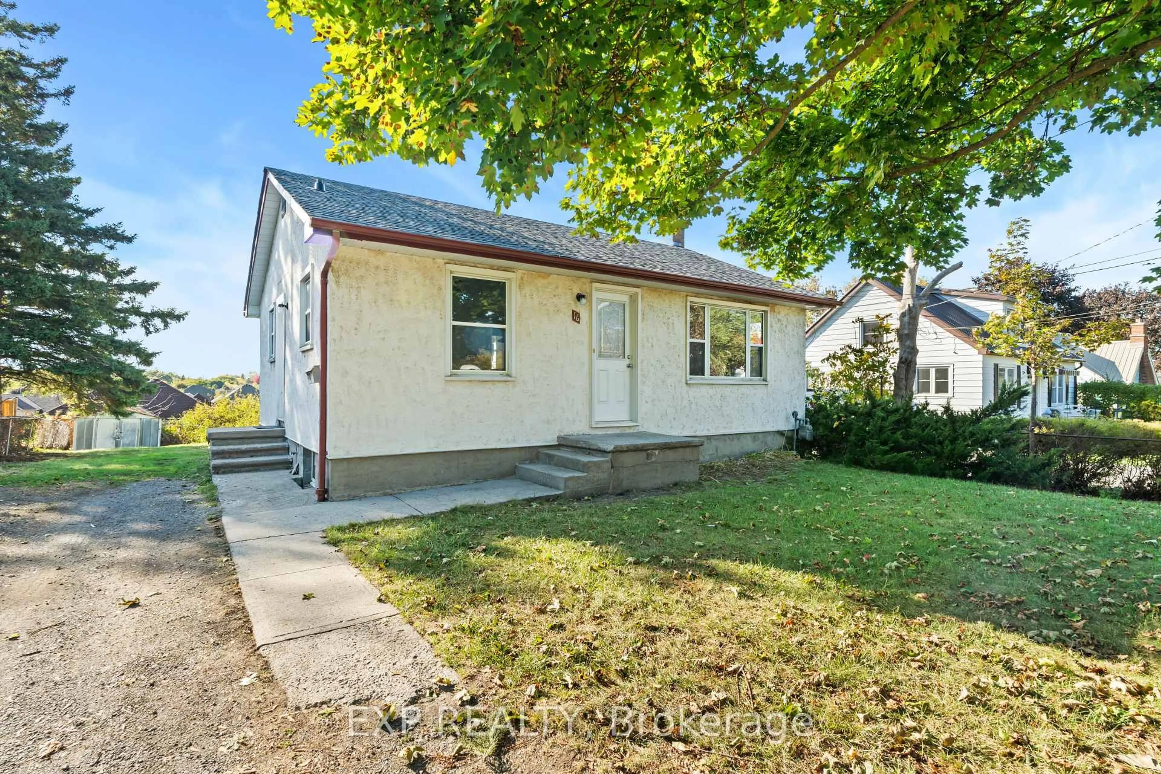 Home with vinyl exterior material, street for 16 Valleyview Cres, Belleville Ontario K8P 3G1