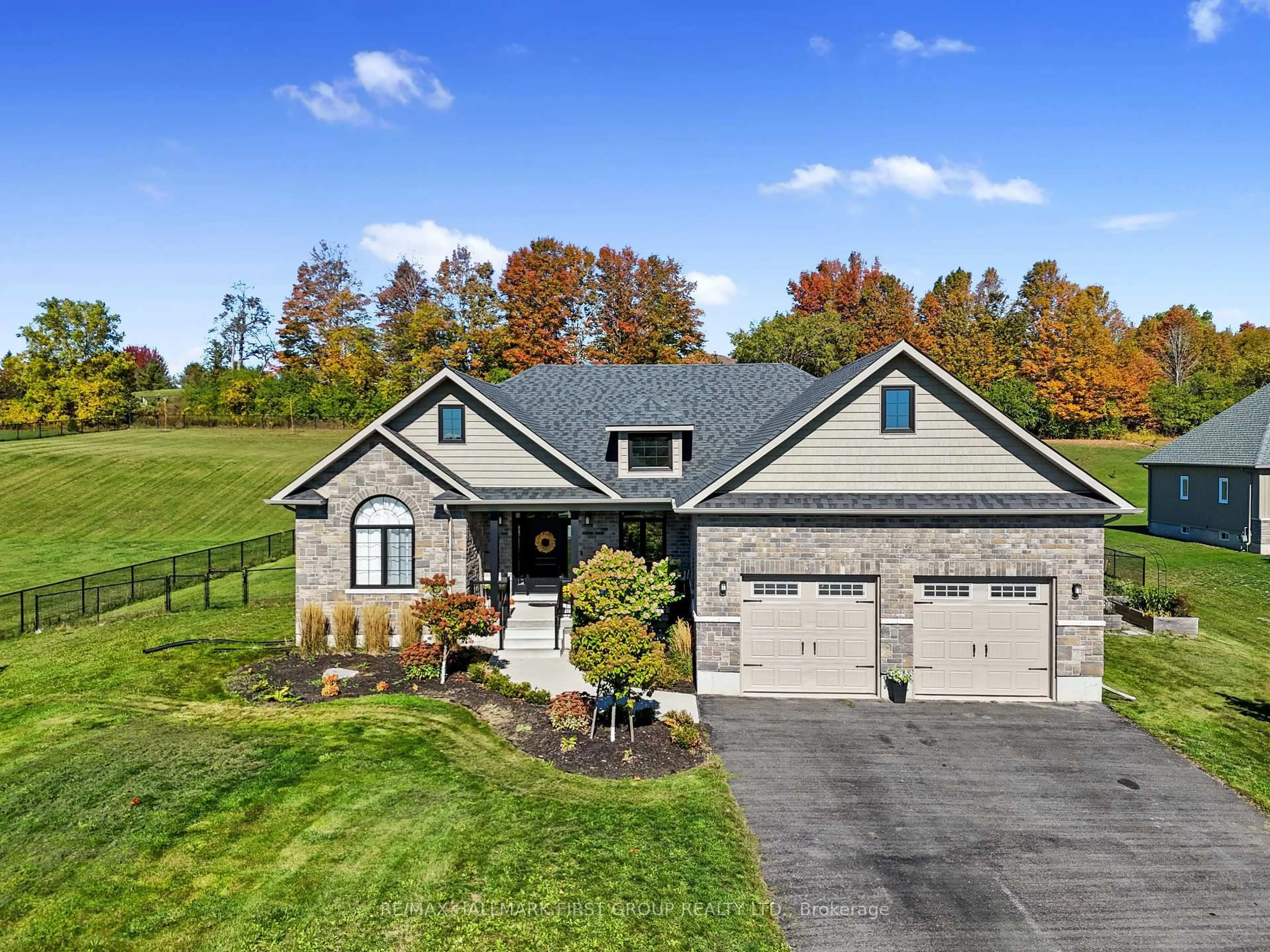 Home with vinyl exterior material, unknown for 122 Glens of Antrim Way, Alnwick/Haldimand Ontario K0K 2G0
