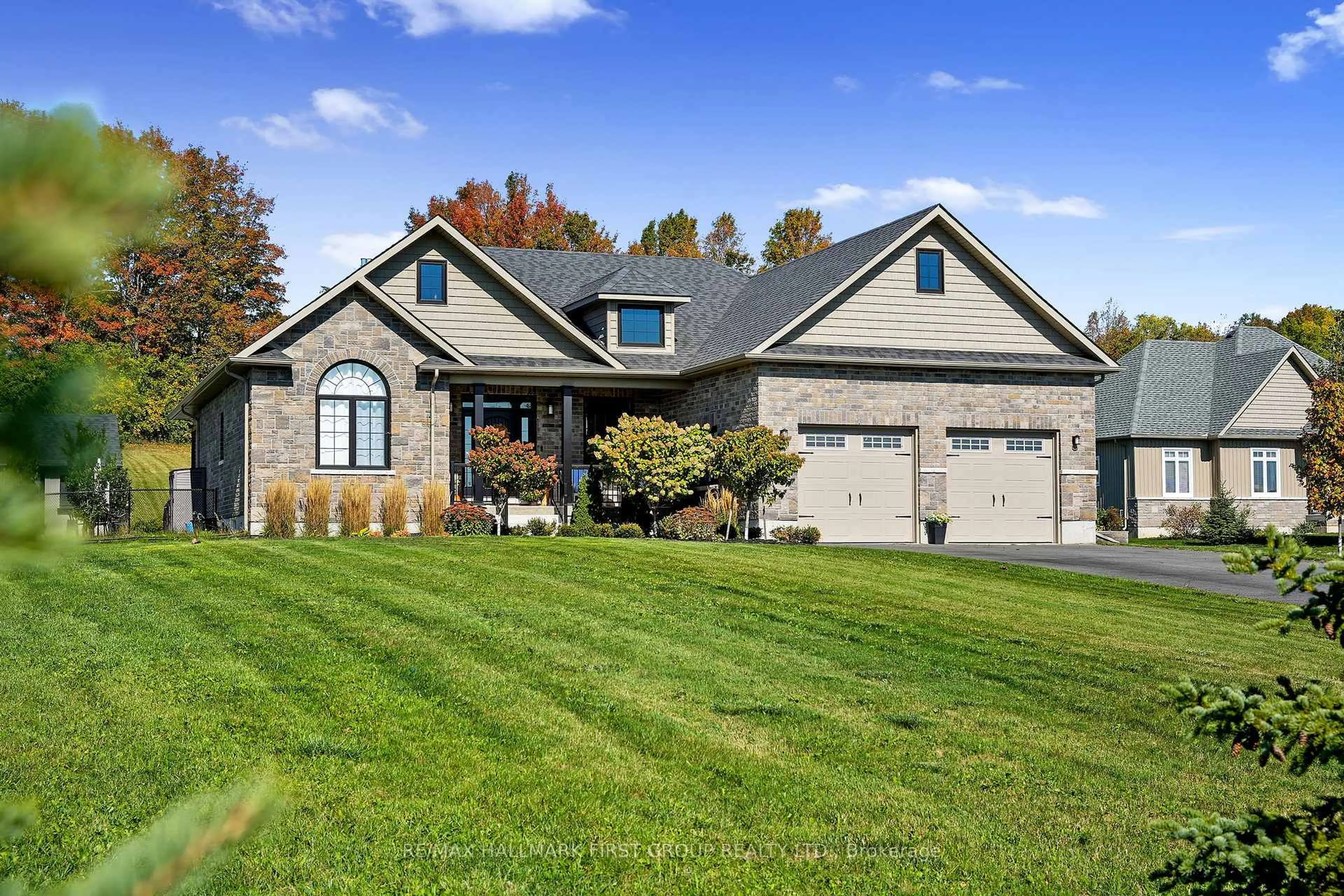 Home with brick exterior material, street for 122 Glens of Antrim Way, Alnwick/Haldimand Ontario K0K 2G0