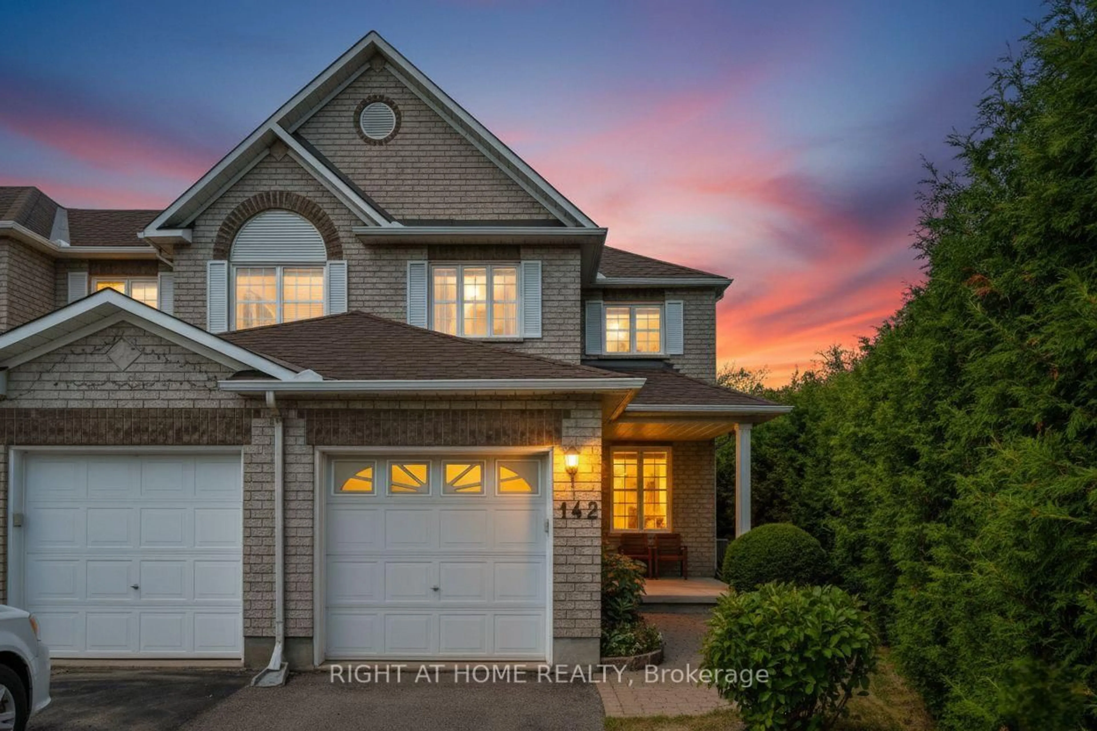 Home with brick exterior material, street for 142 Blackdome Cres, Kanata Ontario K2T 1A7