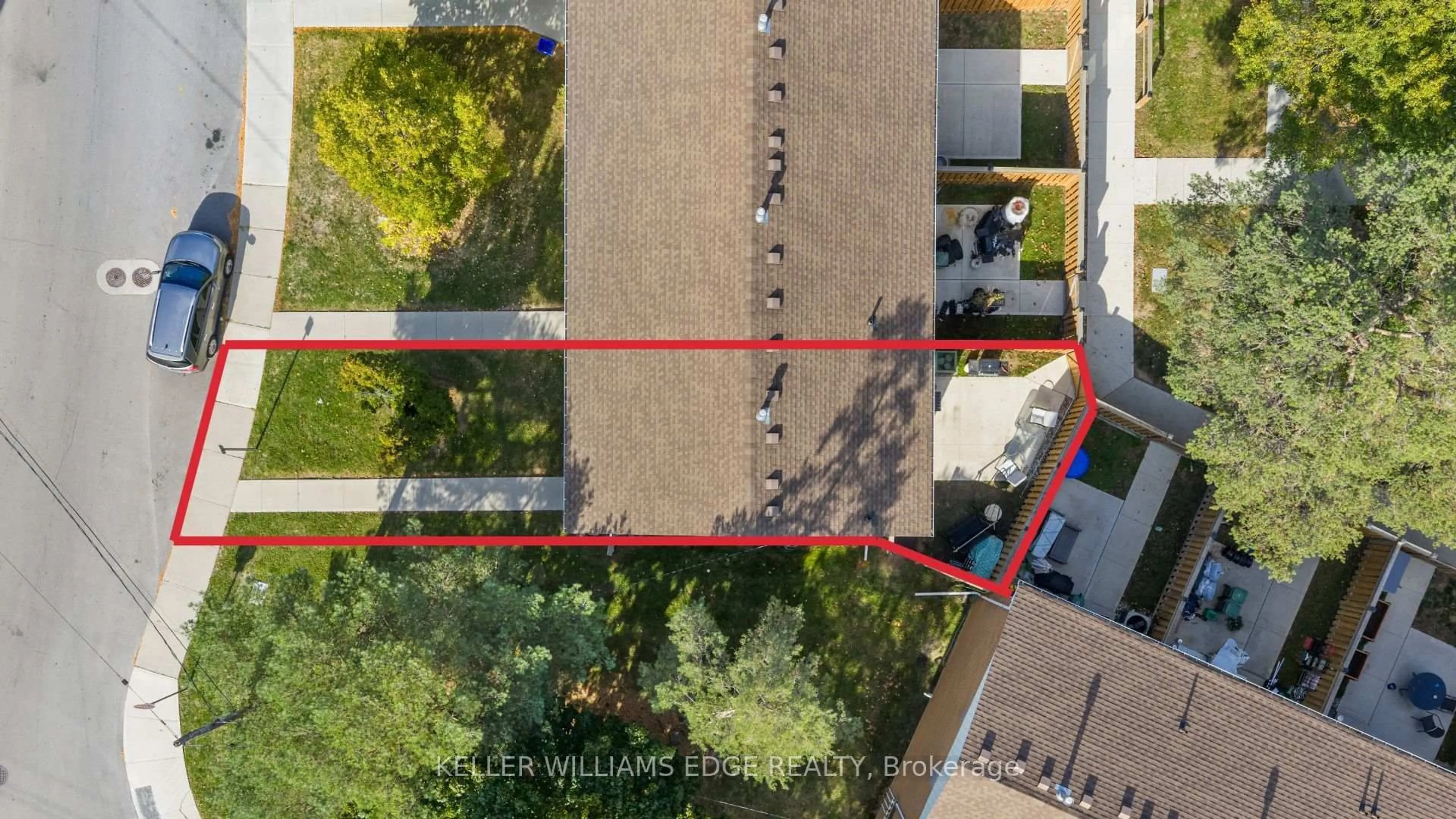 A pic from outside/outdoor area/front of a property/back of a property/a pic from drone, city buildings view from balcony for 2700 Barton St #7, Hamilton Ontario L8E 2J7