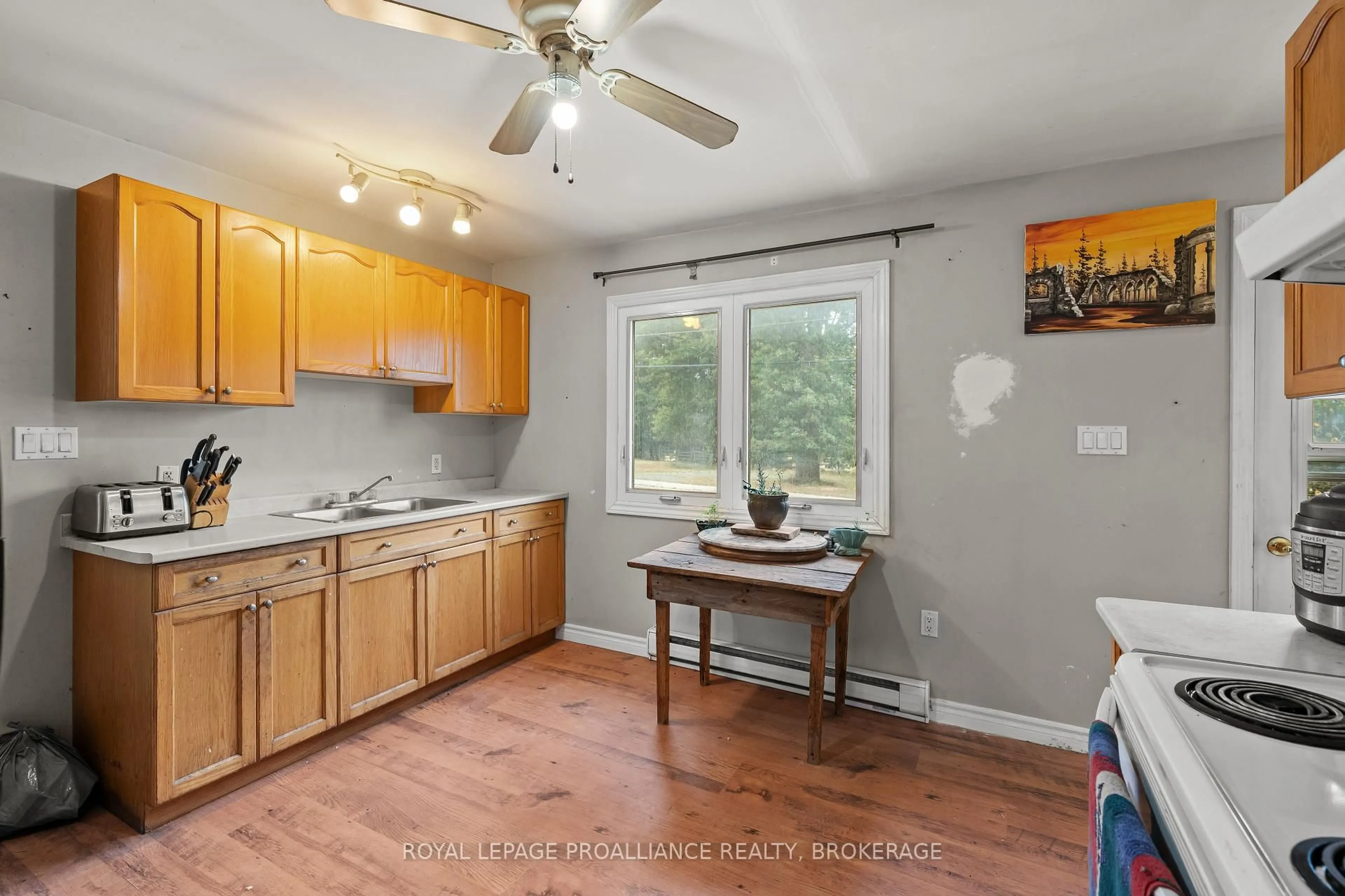 Standard kitchen, unknown for 3734 Battersea Rd, Inverary Ontario K0H 1X0