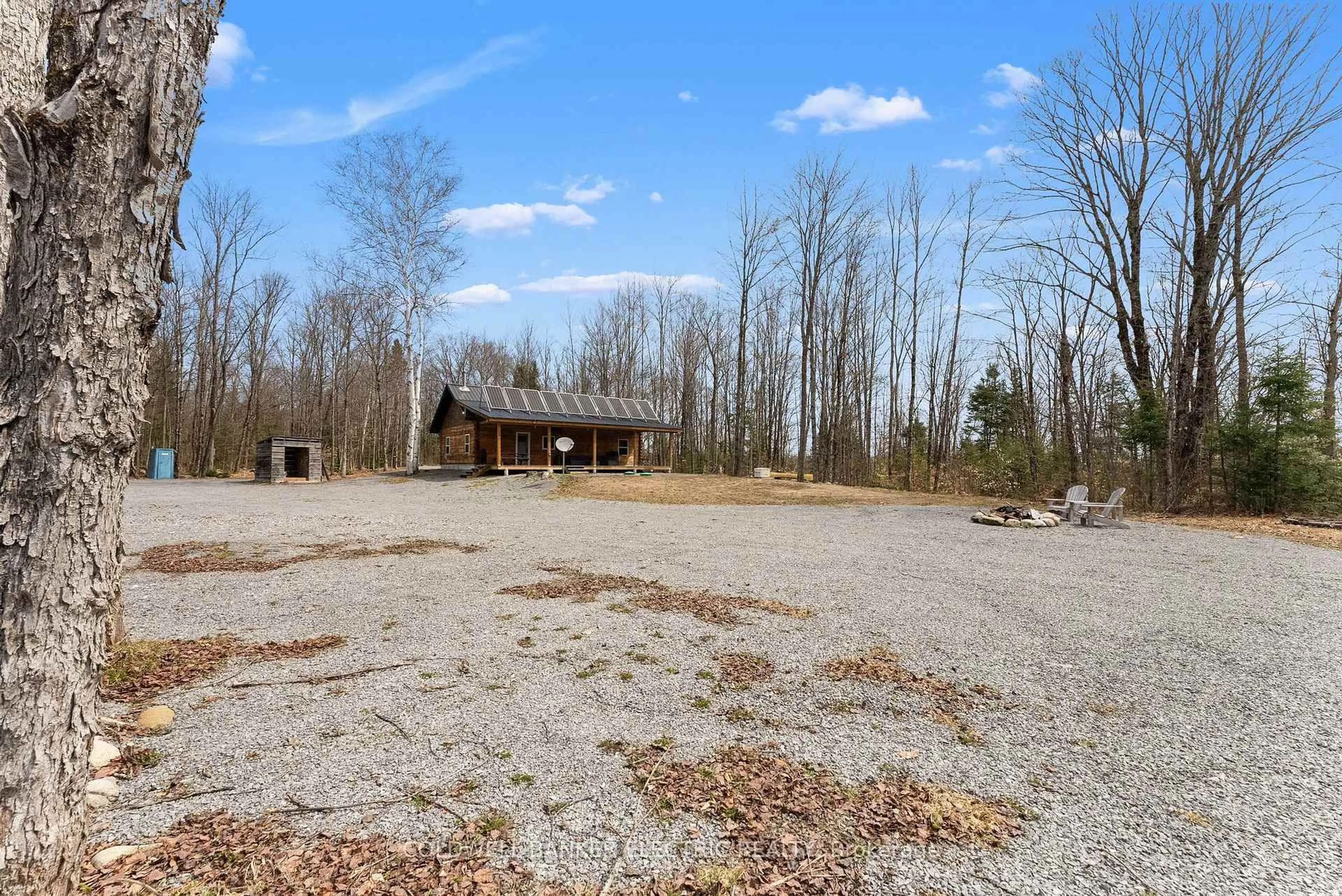 A pic from outside/outdoor area/front of a property/back of a property/a pic from drone, unknown for 2075 Dyno Rd, Highlands East Ontario K0L 1C0