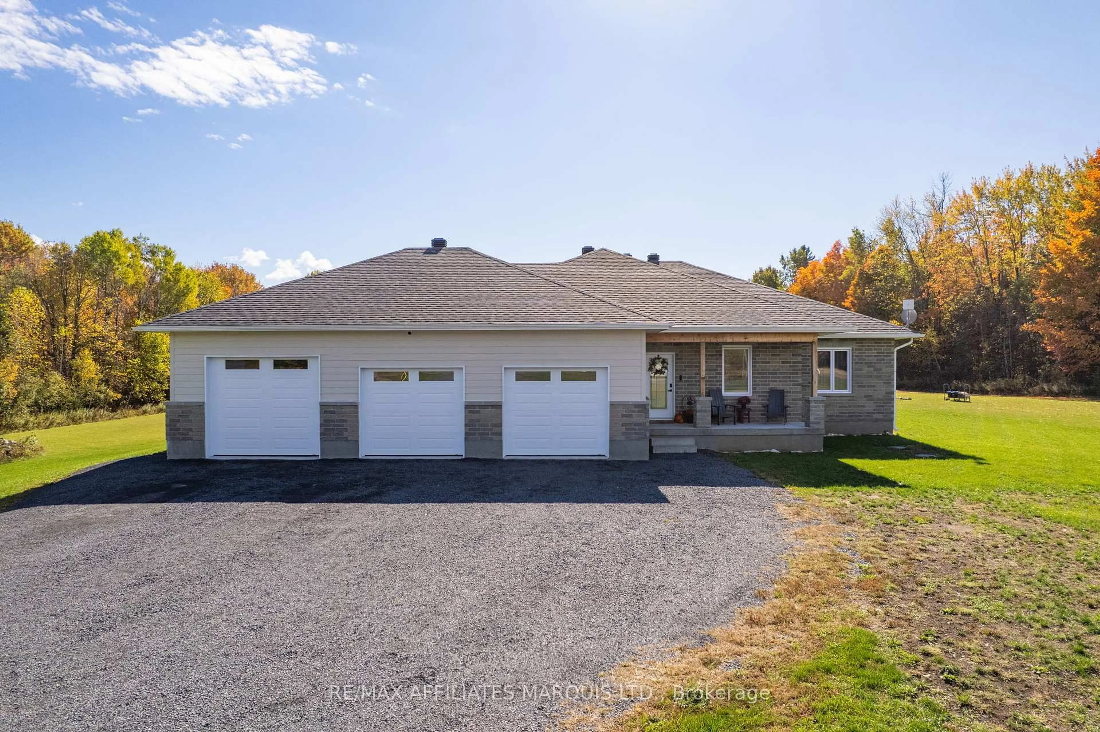 Unknown for 17026 Myers Rd, South Stormont Ontario K0C 2A0