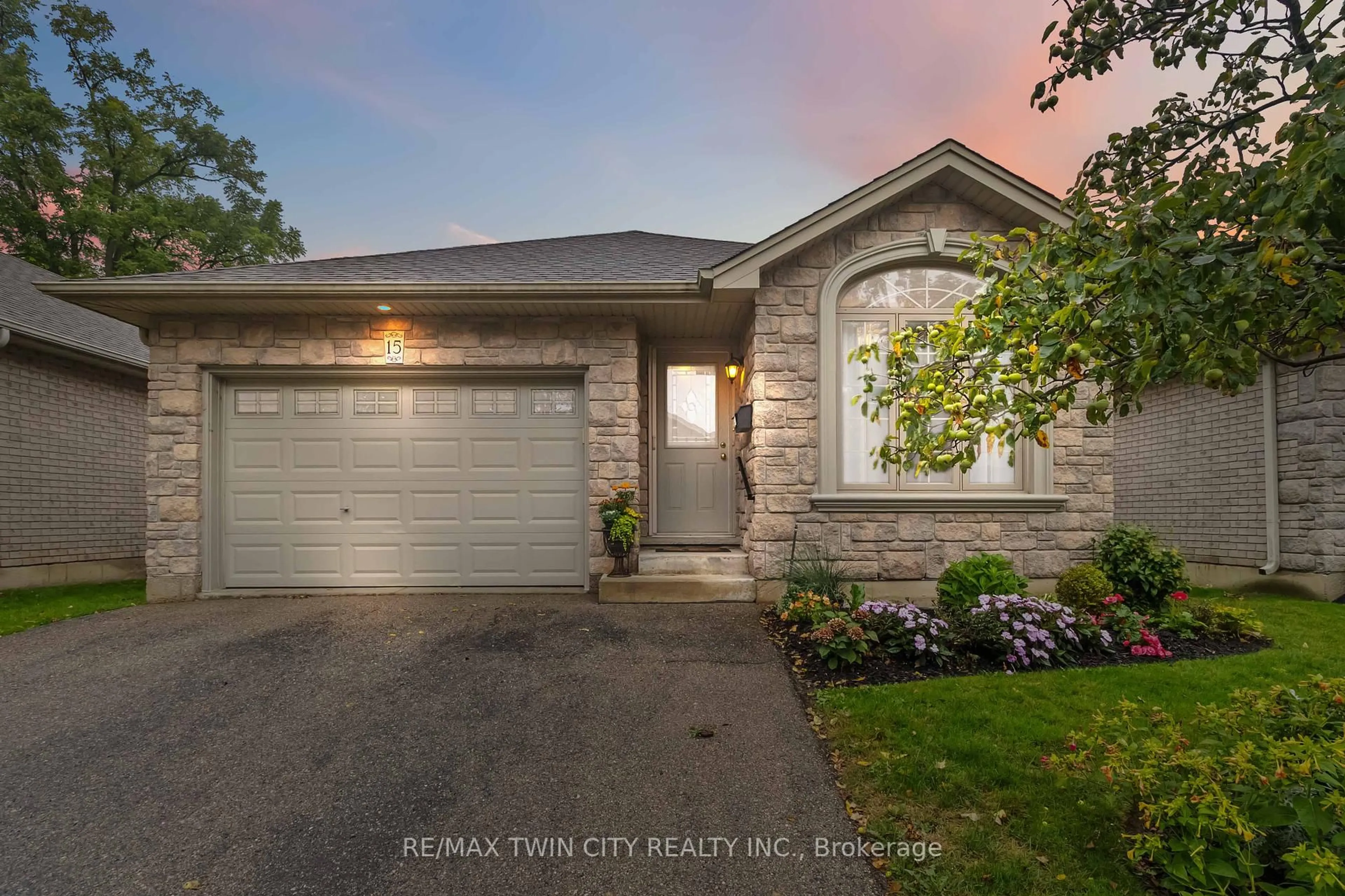 Home with brick exterior material, street for 54 Glenwood Dr #15, Brantford Ontario N3S 3G6