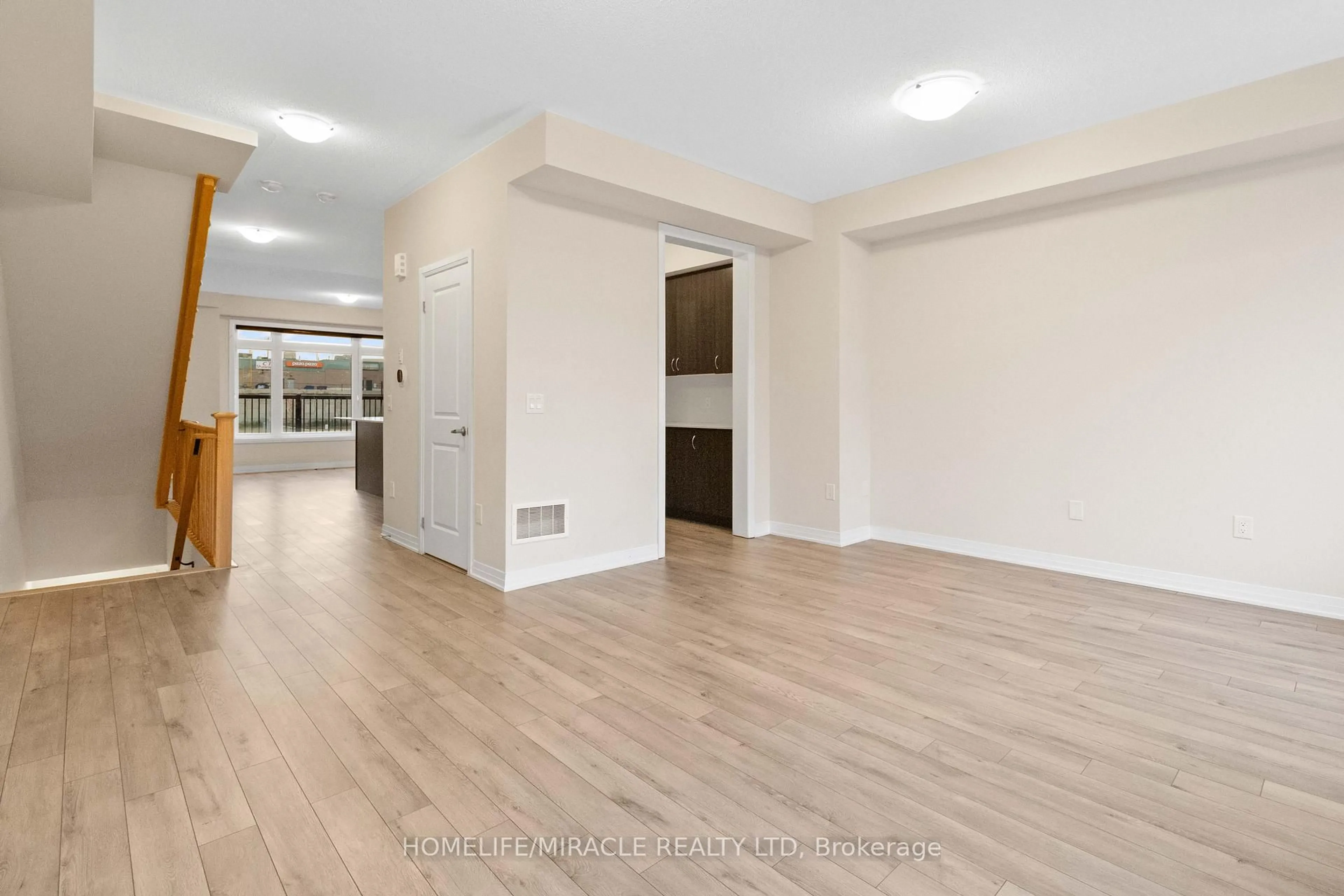 Unknown for 585 Colborne St #109, Brantford Ontario N3S 0K4