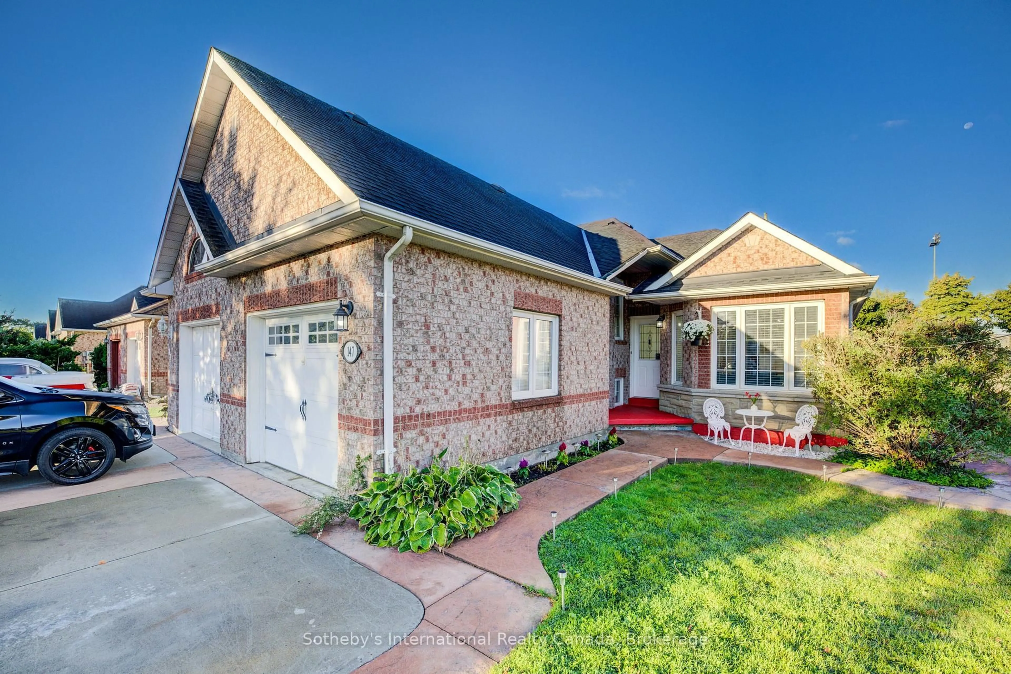 Home with brick exterior material, street for 147 St. Lawrence Dr, Welland Ontario L3C 7H6