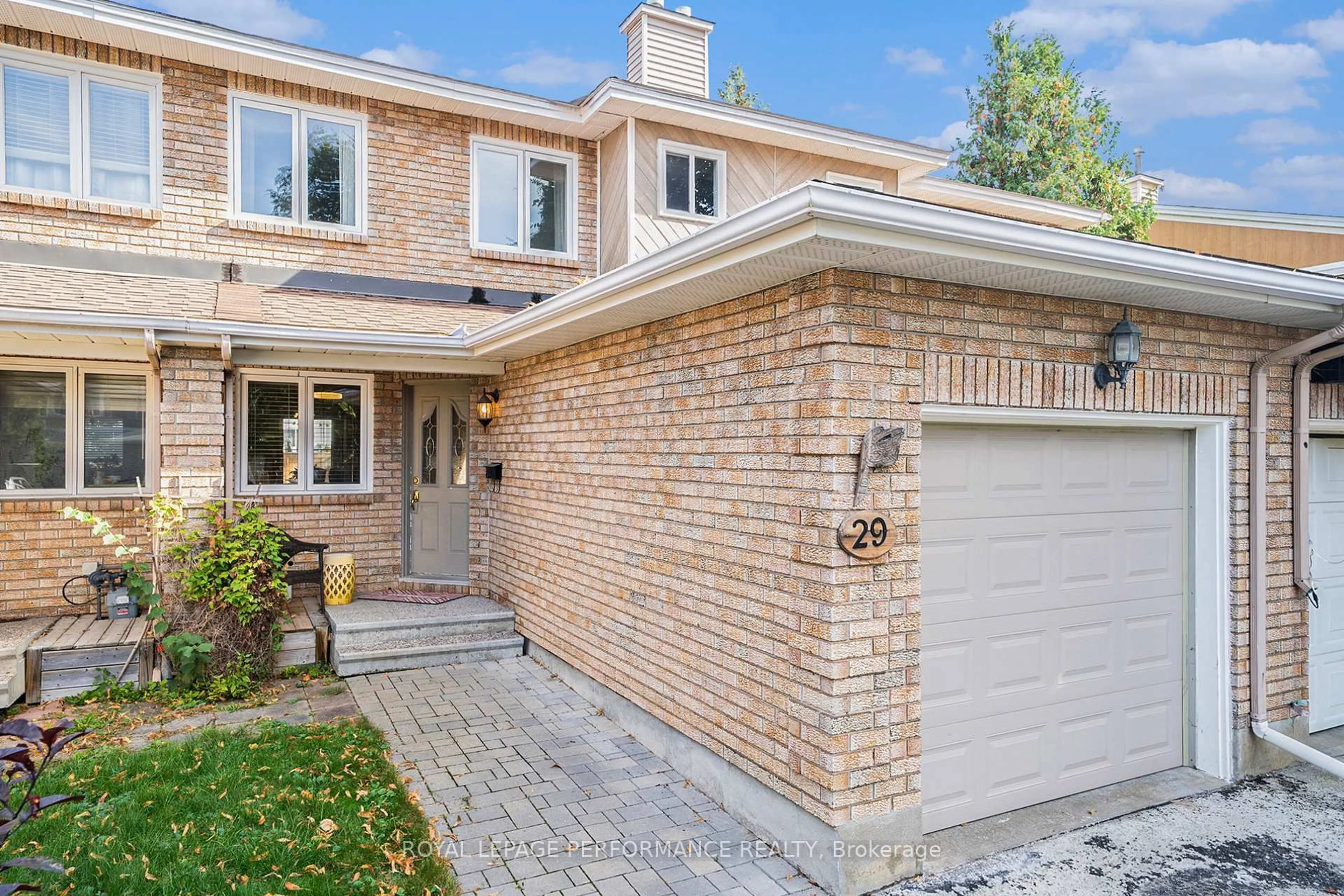 Home with brick exterior material, street for 29 Hummingbird Cres, Ottawa Ontario K2J 3A5