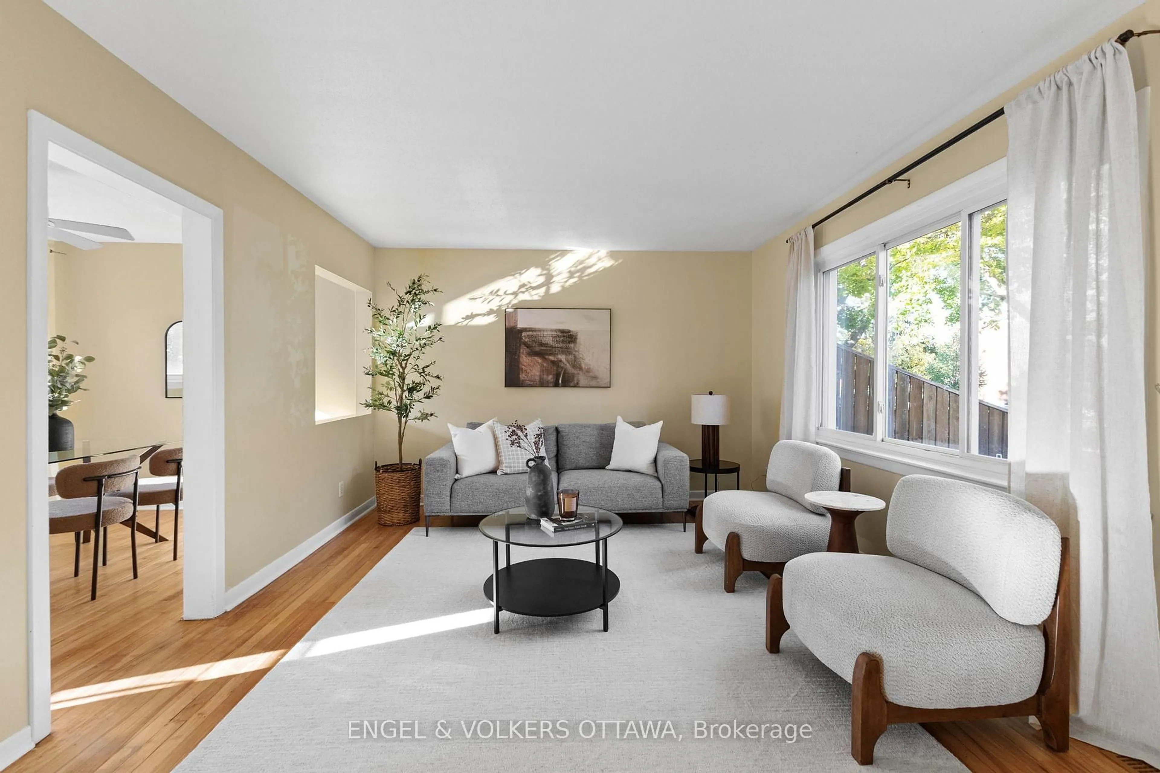 Living room with furniture, unknown for 838 Borthwick Ave, Ottawa Ontario K1K 2M8