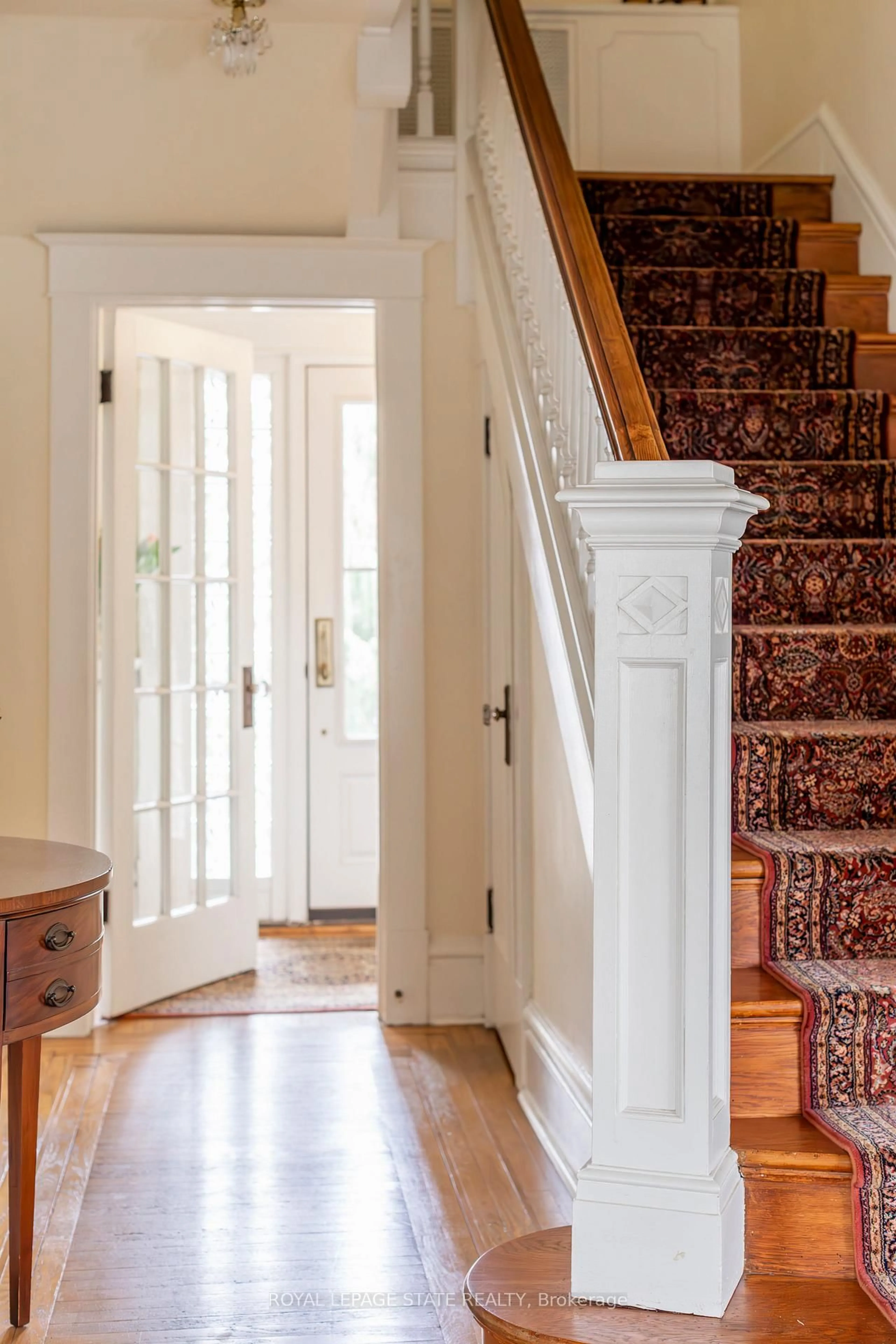Indoor entryway for 247 MacNab St, Hamilton Ontario L8P 3E2