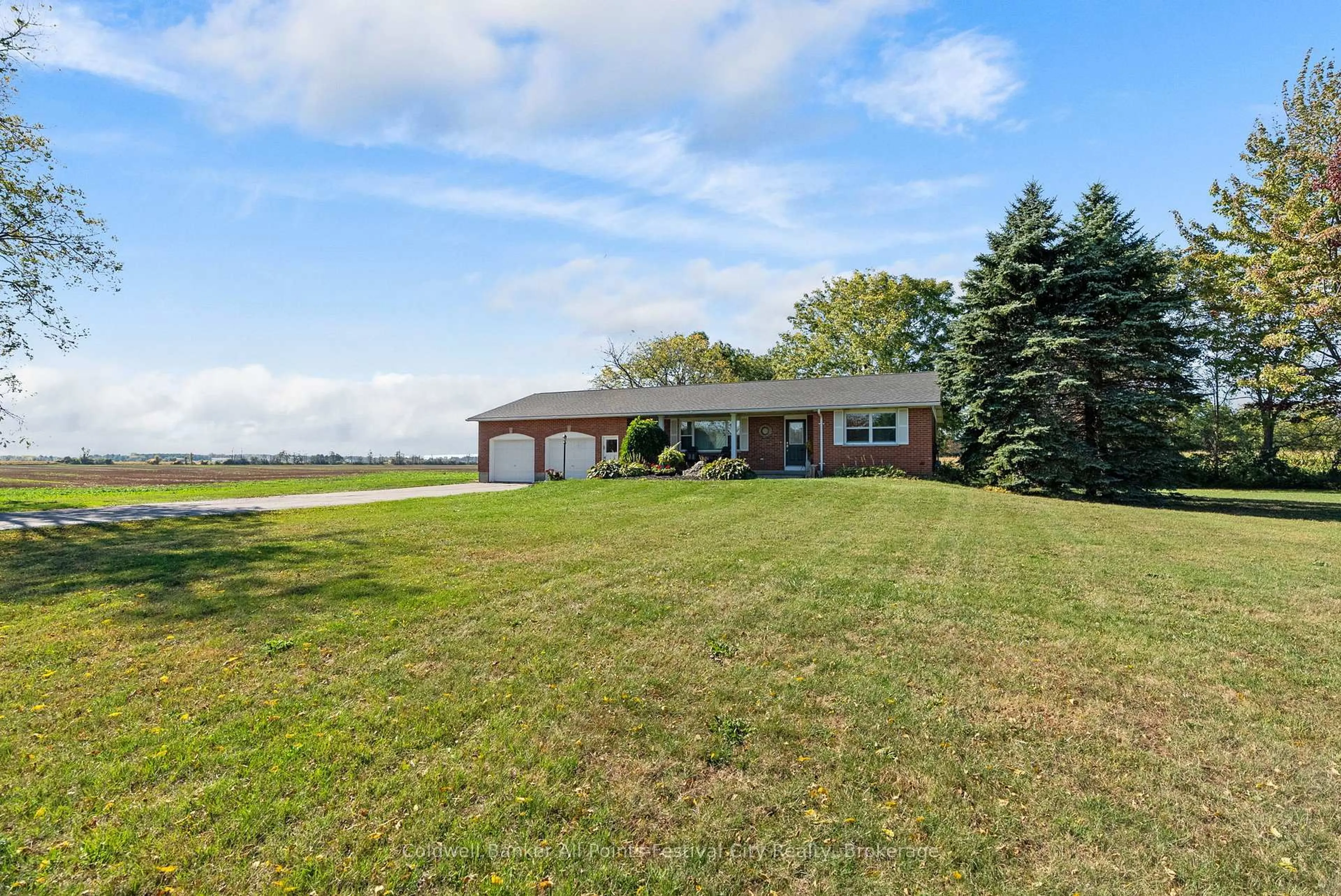 A pic from outside/outdoor area/front of a property/back of a property/a pic from drone, water/lake/river/ocean view for 81993 Bluewater Highway, Ashfield-Colborne-Wawanosh Ontario N7A 3Y2