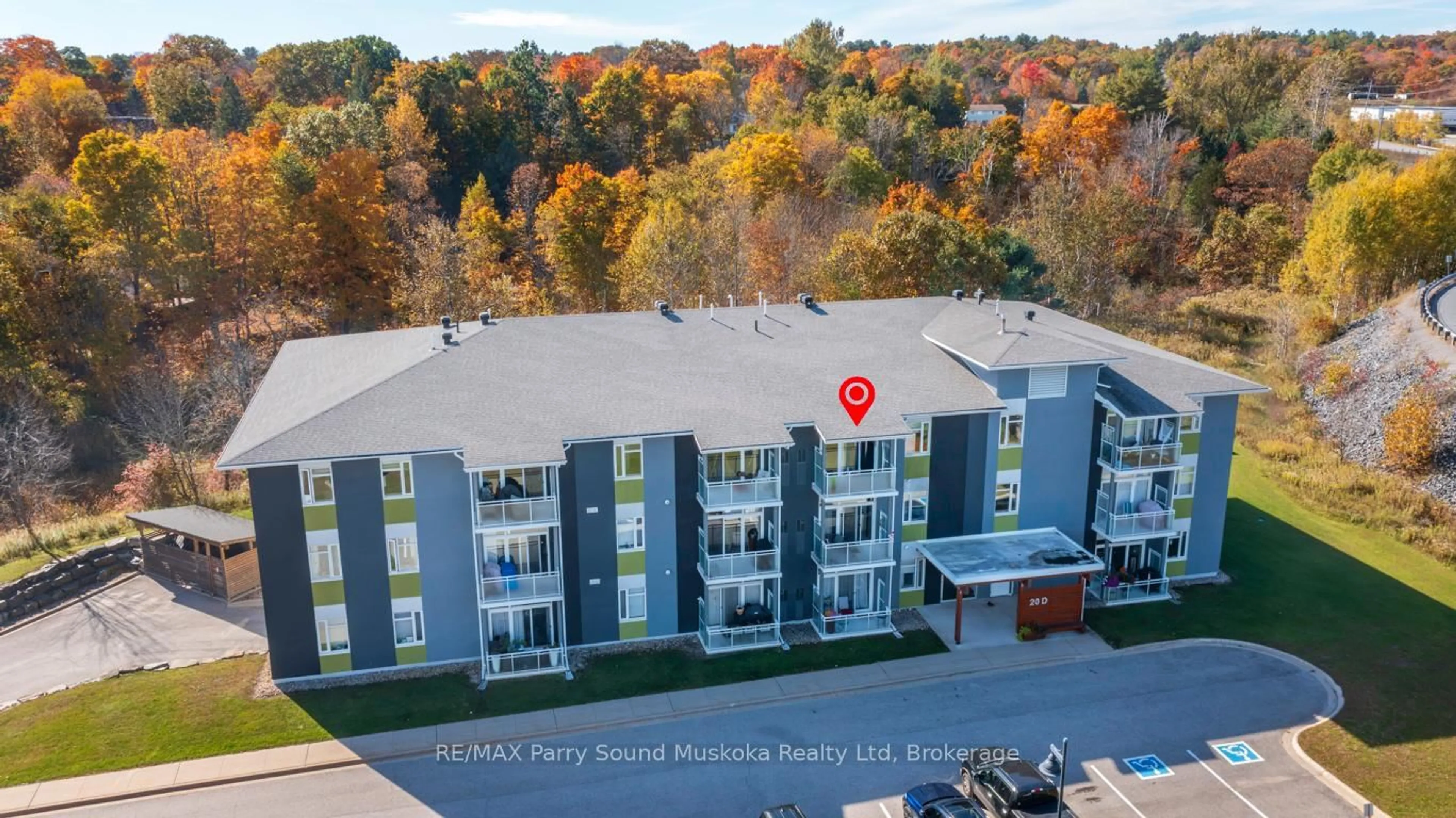 A pic from outside/outdoor area/front of a property/back of a property/a pic from drone, building for 20D Silver Birch Crt #303, Parry Sound Ontario P2A 0A7