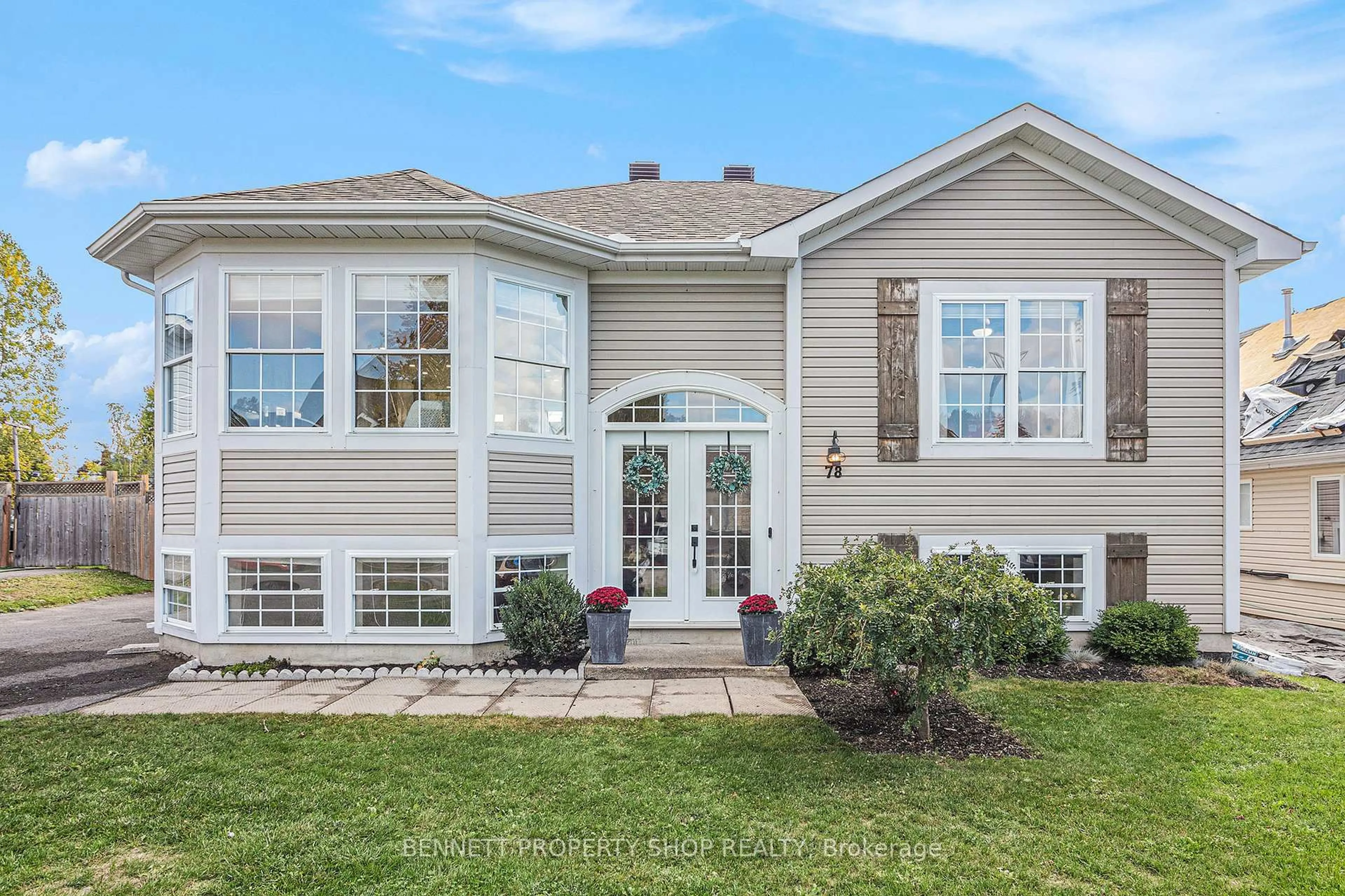 Home with vinyl exterior material, unknown for 78 Hickory St, South Stormont Ontario K0C 1M0