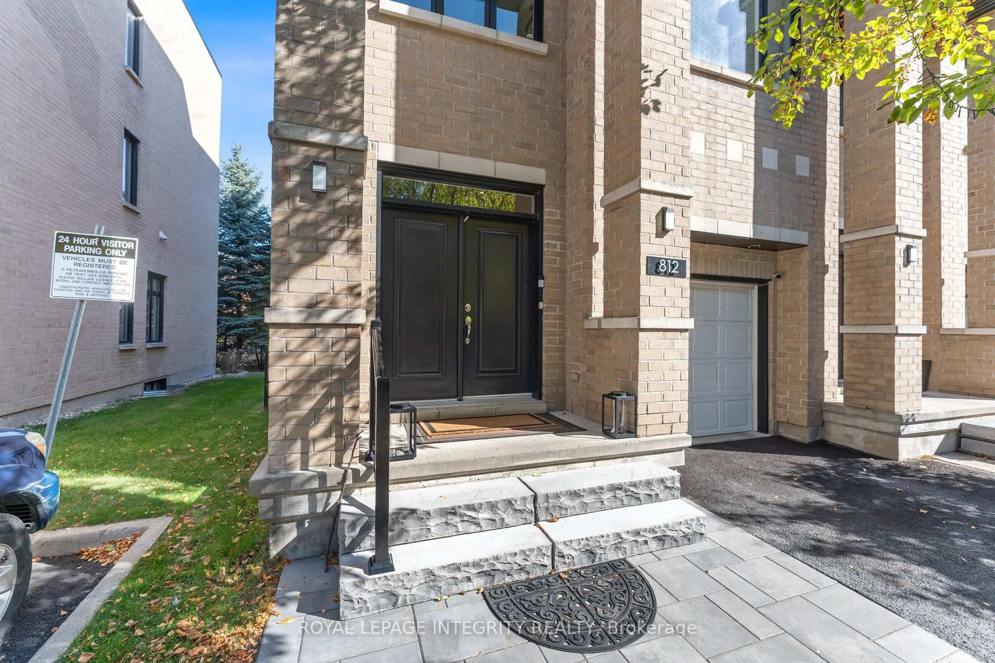 Home with brick exterior material, street for 812 Petra Private, Ottawa Ontario K2T 0G3