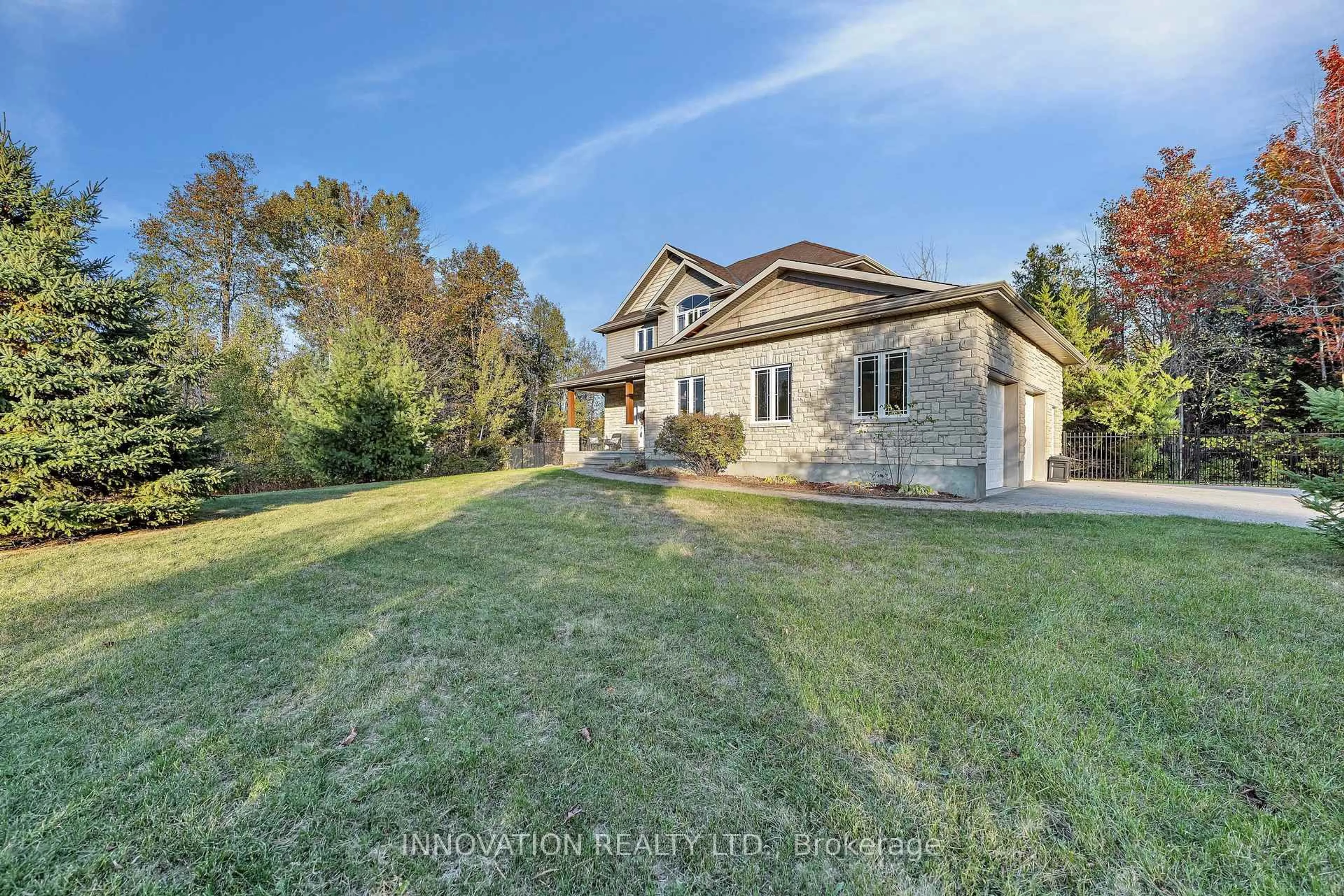 A pic from outside/outdoor area/front of a property/back of a property/a pic from drone, water/lake/river/ocean view for 122 Country Meadow Dr, Carp Ontario K0A 1L0