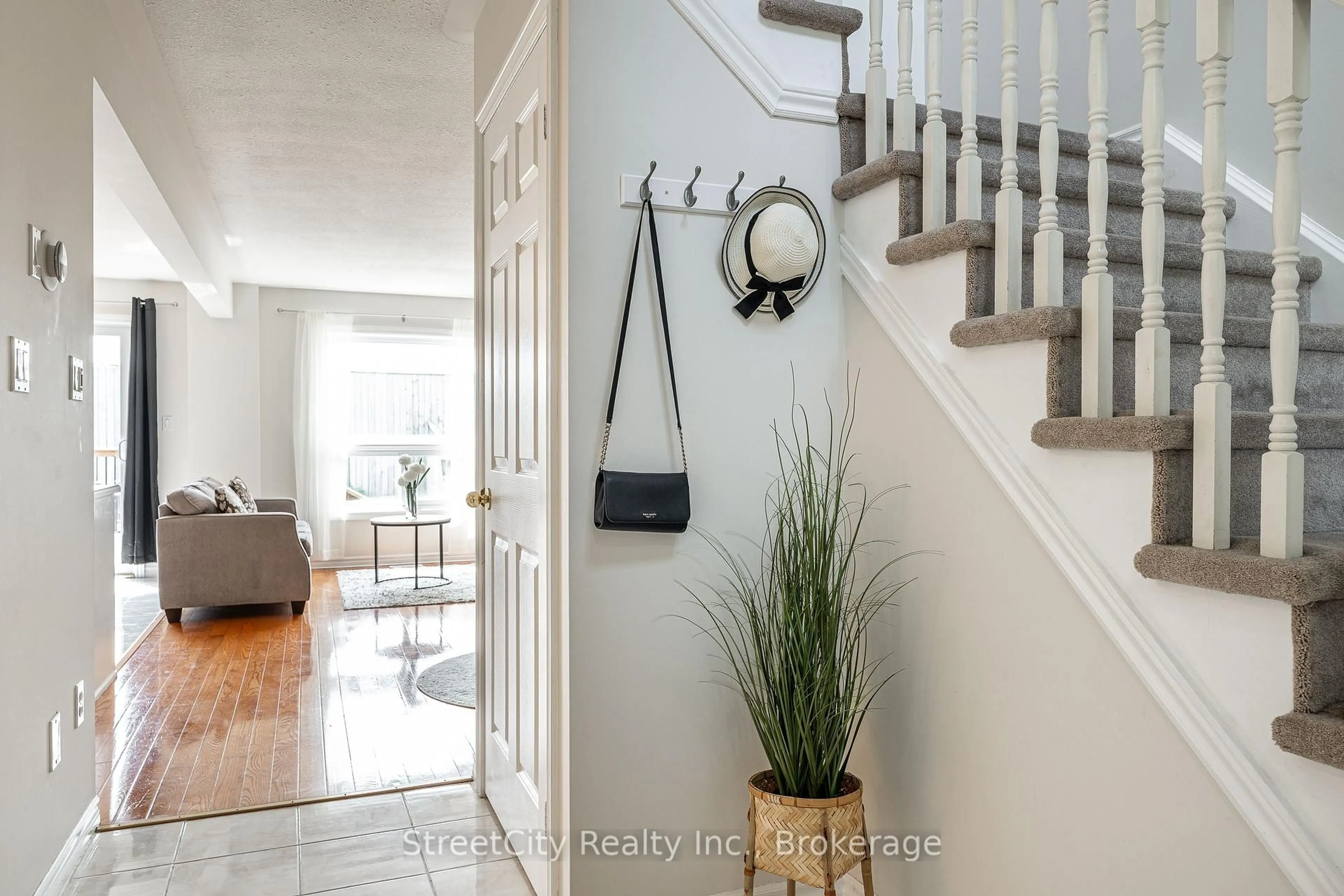 Indoor entryway for 75 Wingfield Ave, Stratford Ontario N5A 7R5
