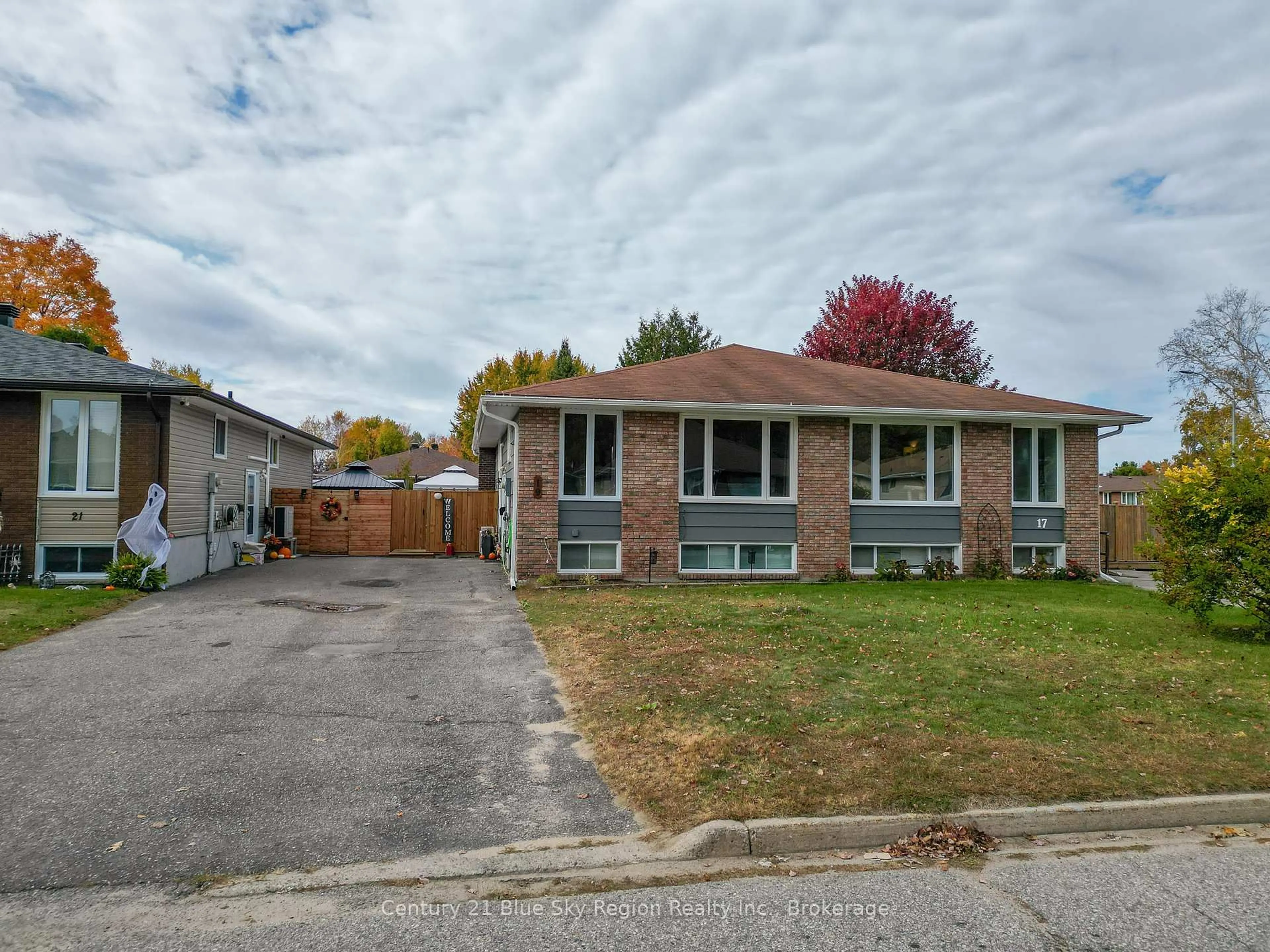 Home with brick exterior material, street for 19 Massey Dr, North Bay Ontario P1A 3Y3