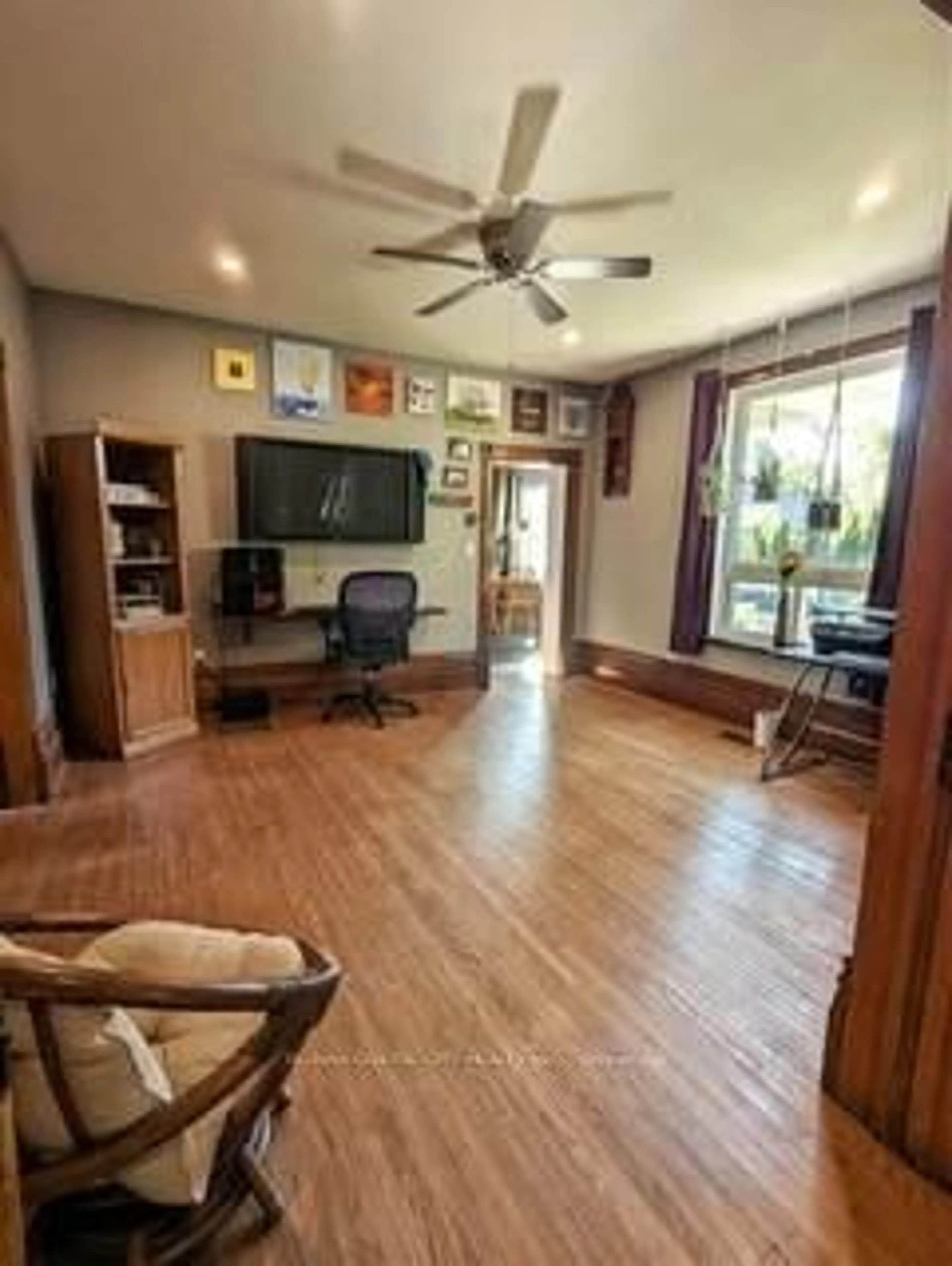A pic of a room for 40 Goshen St, Bluewater Ontario N0M 2T0