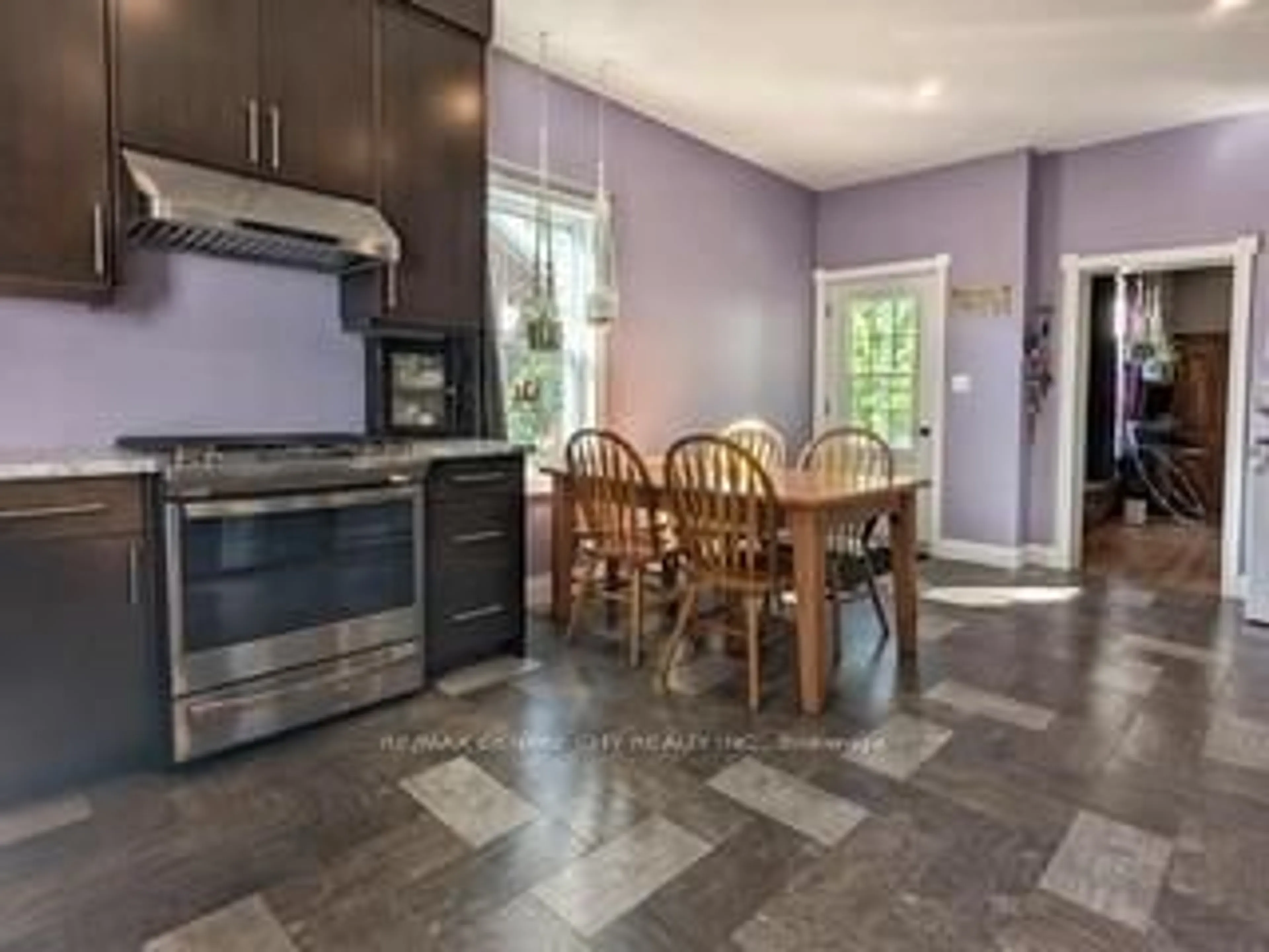 Open concept kitchen, ceramic/tile floor for 40 Goshen St, Bluewater Ontario N0M 2T0