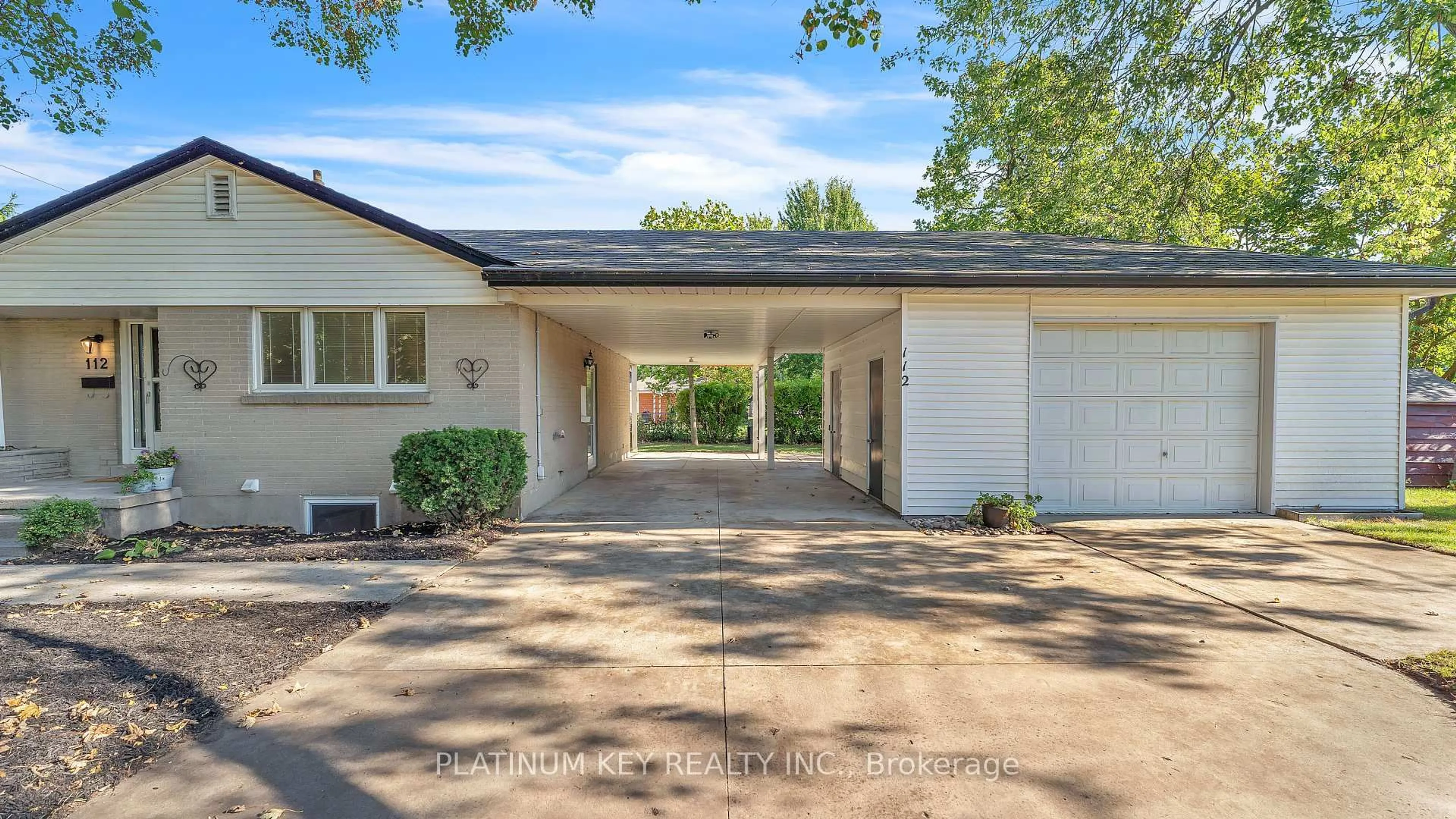 Unknown for 112 Ontario St, Strathroy-Caradoc Ontario N7G 1B6