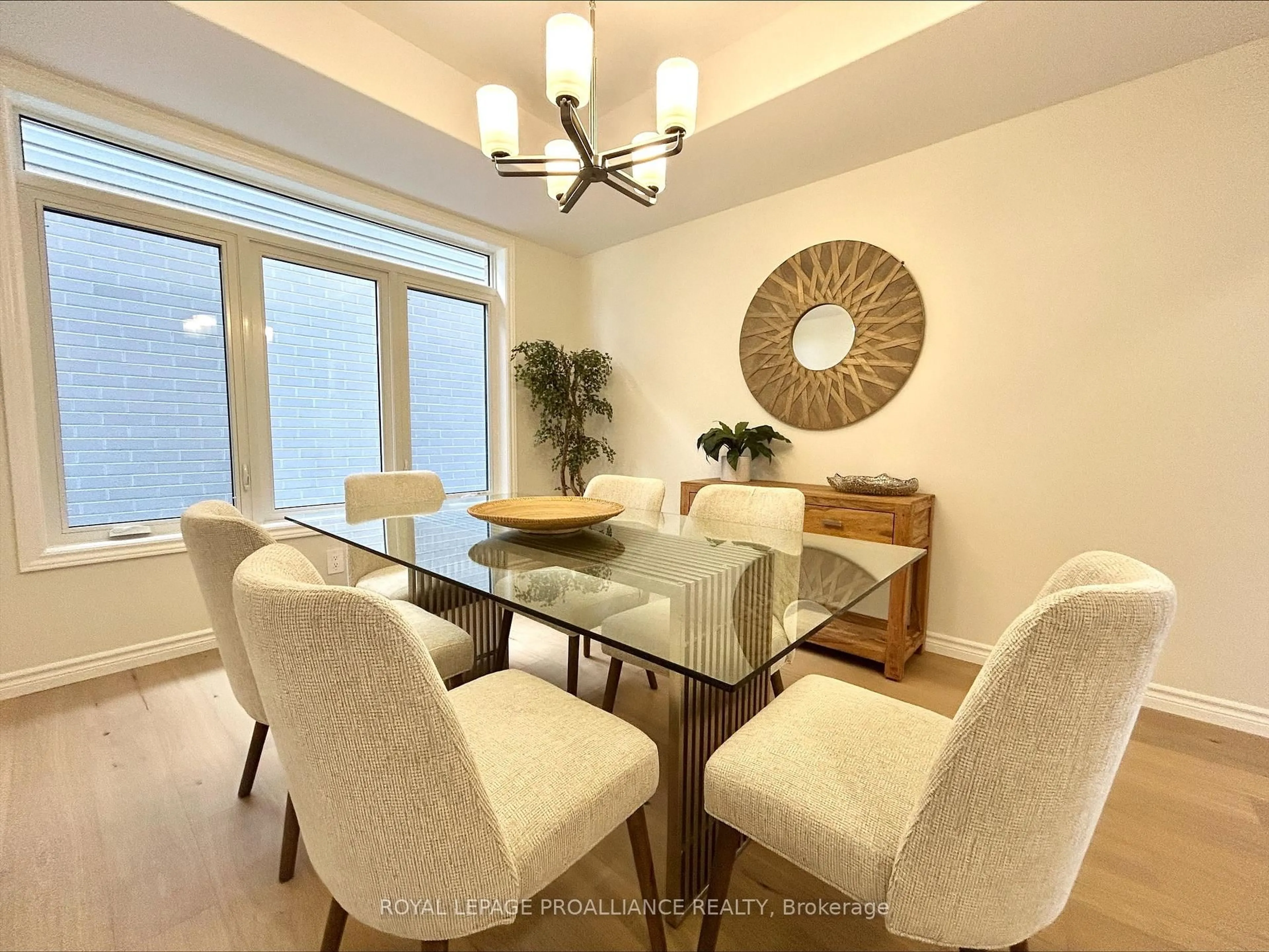 Dining room, unknown for 14 Peace River St, Belleville Ontario K8N 0V6