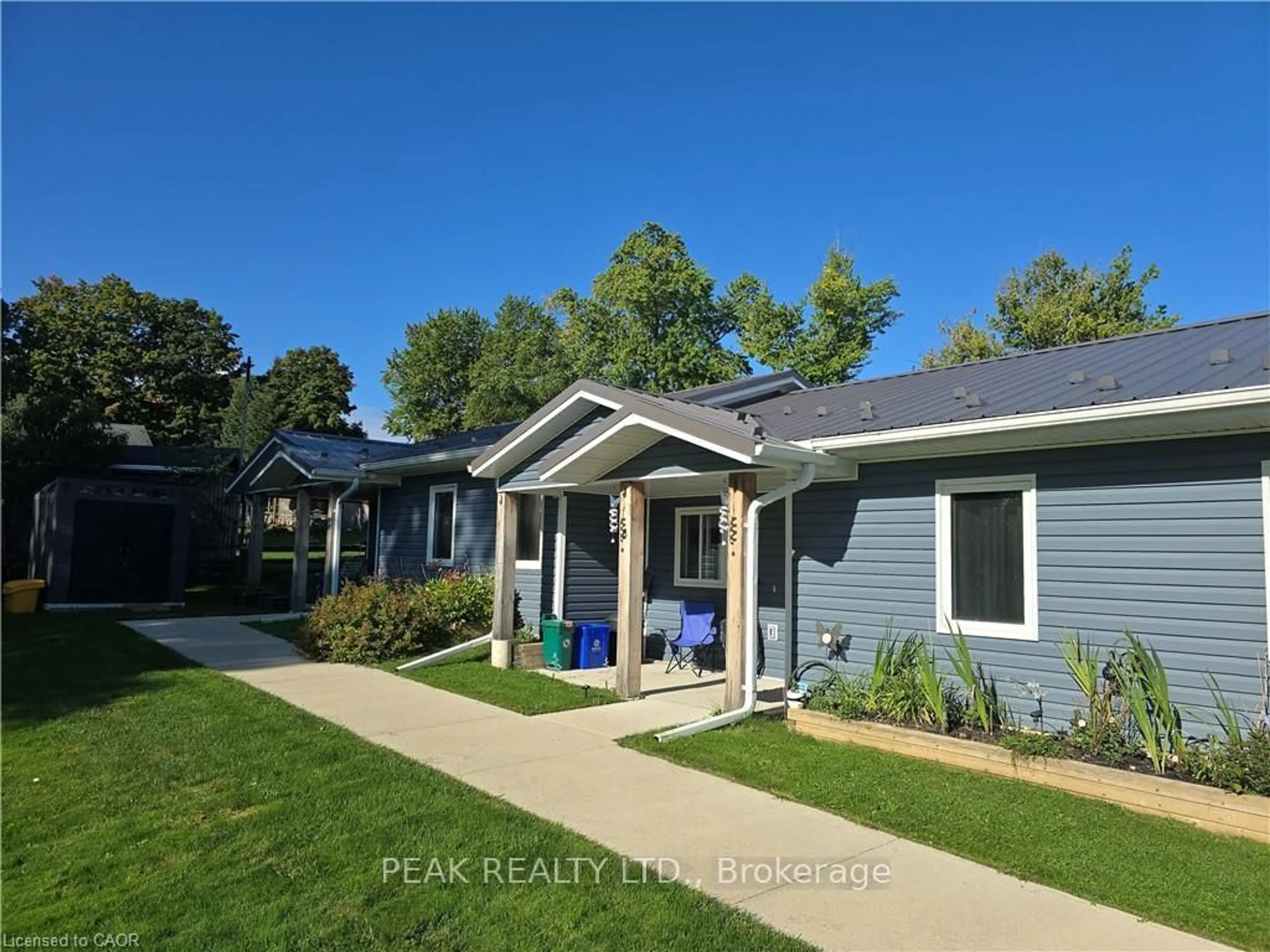 Patio, street for 46 Elora St, Minto Ontario L3Z 3E6