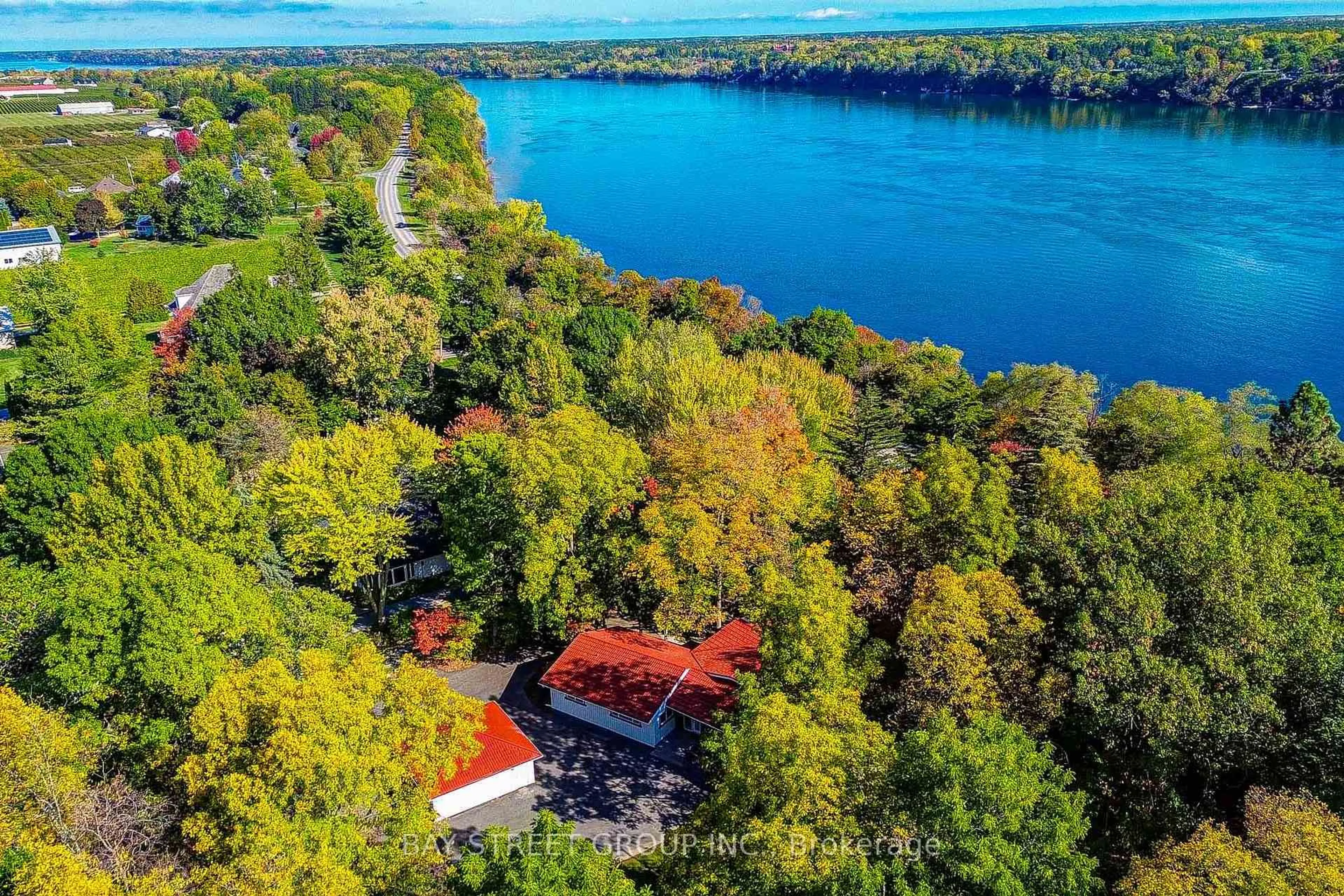 A pic from outside/outdoor area/front of a property/back of a property/a pic from drone, water/lake/river/ocean view for 14874 Niagara River Pkwy, Niagara-on-the-Lake Ontario L0S 1J0