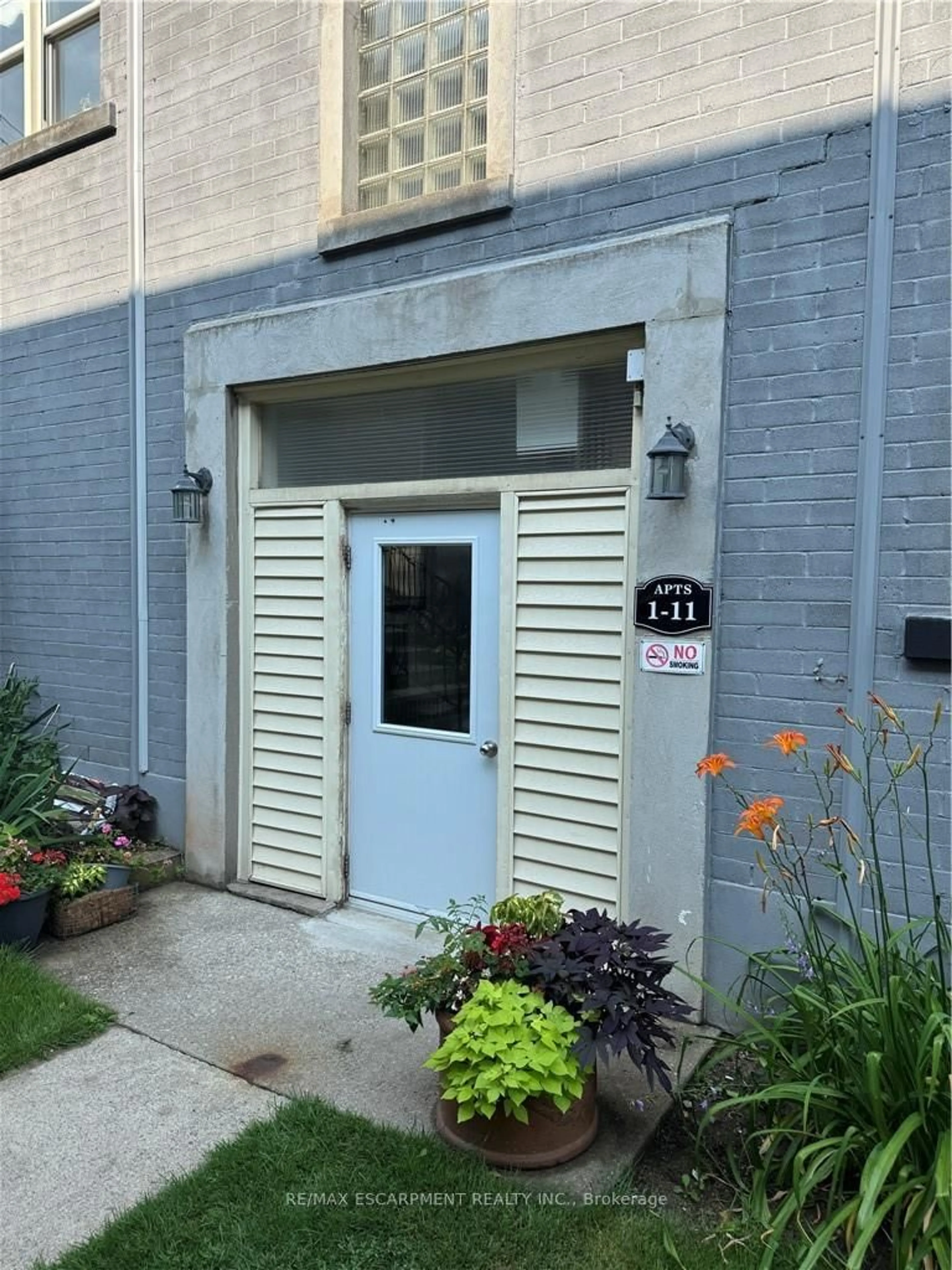 Unknown for 1755 KING St #11, Hamilton Ontario L8K 1V6